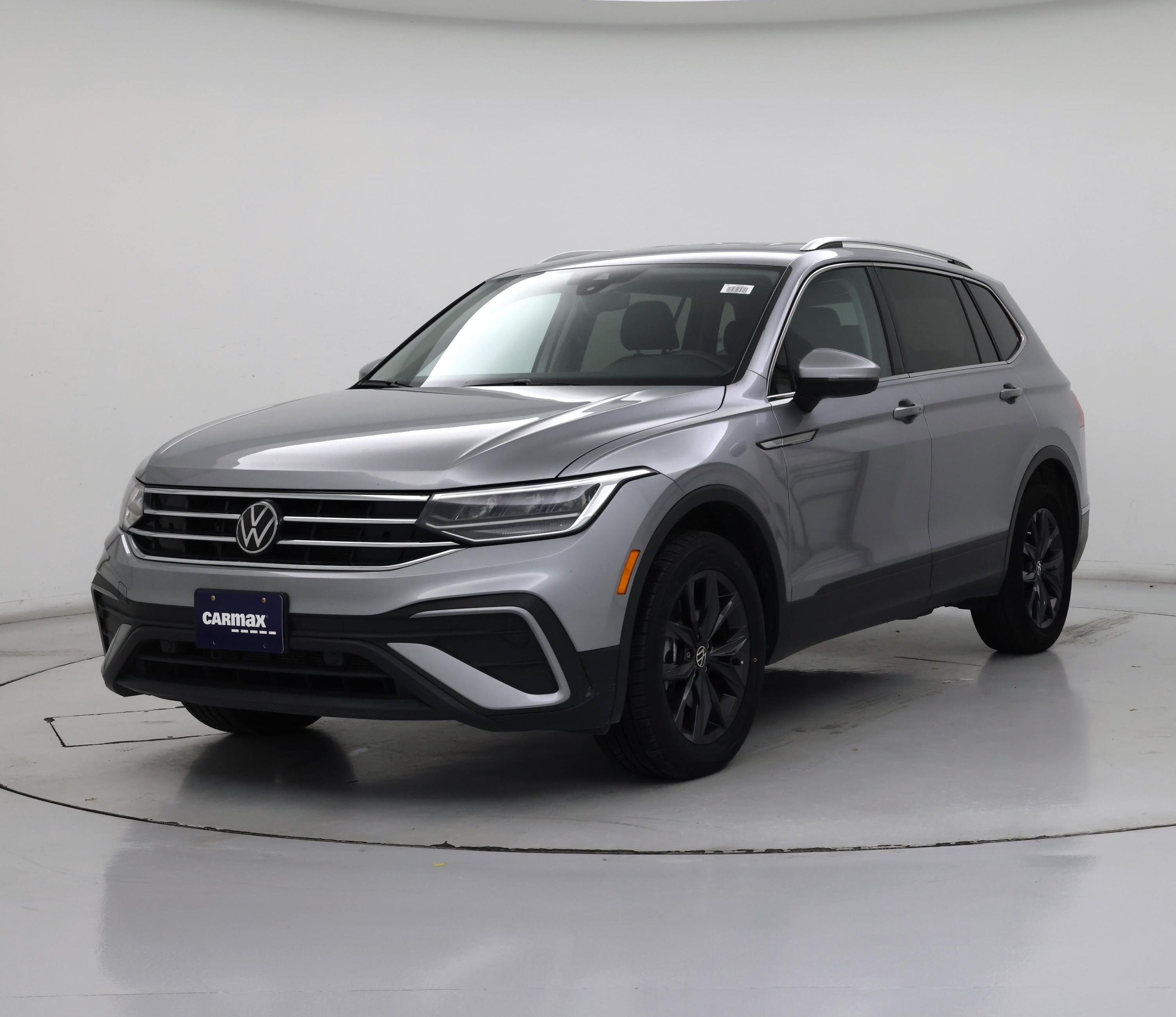 Thumbnail: 2024 Volkswagen Tiguan - 4