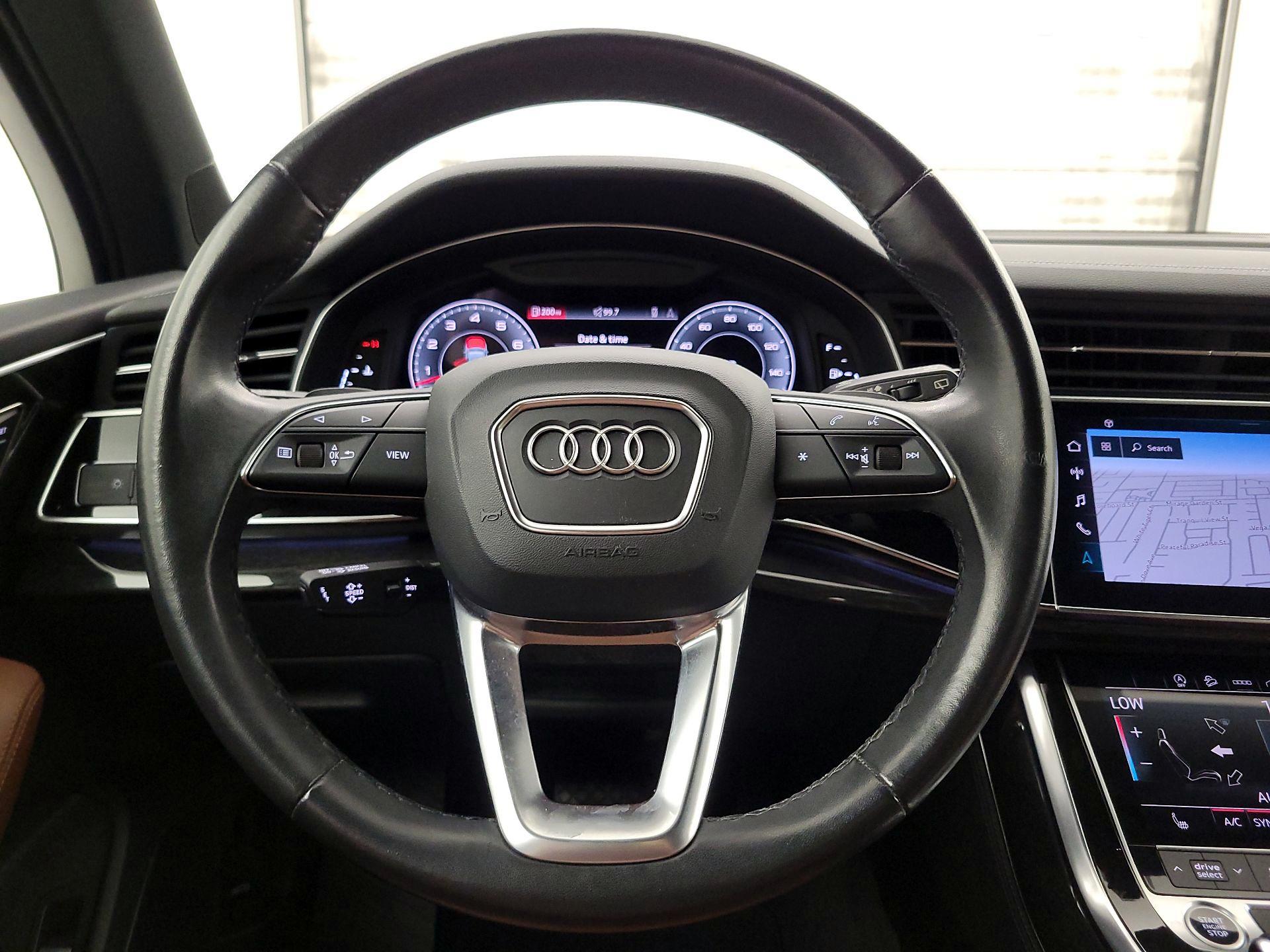 Thumbnail: 2023 Audi Q7 - 10