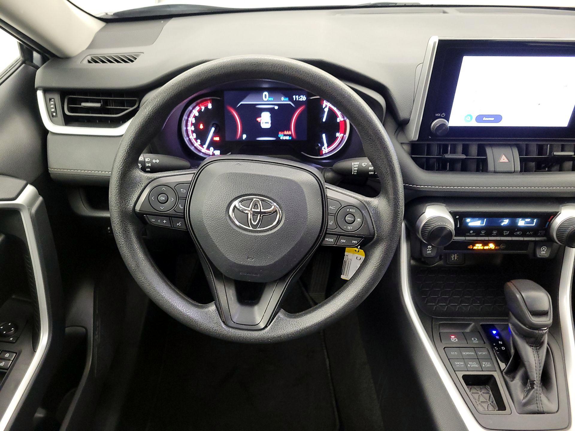 Thumbnail: 2024 Toyota RAV4 - 10