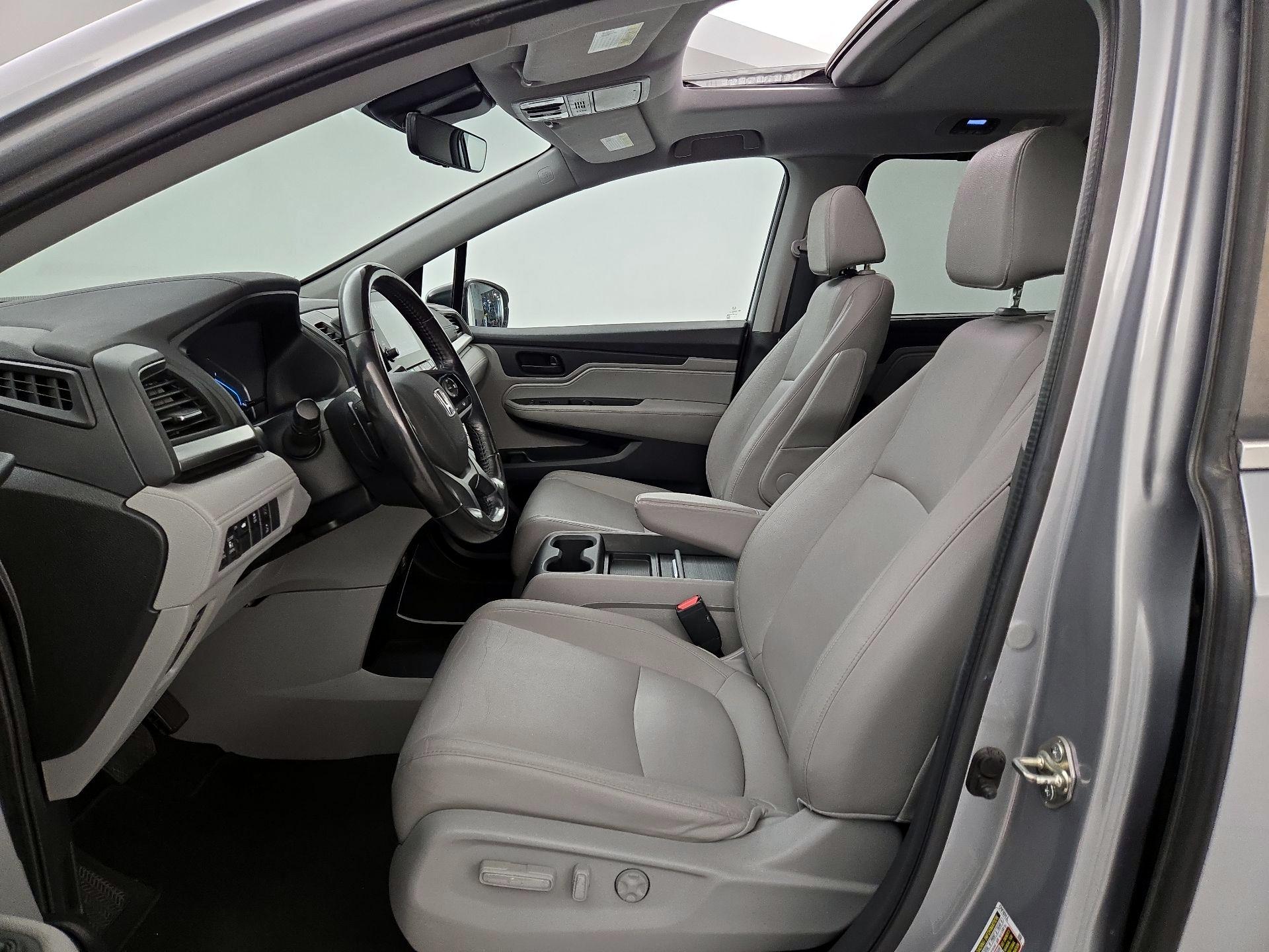 Thumbnail: 2018 Honda Odyssey - 11