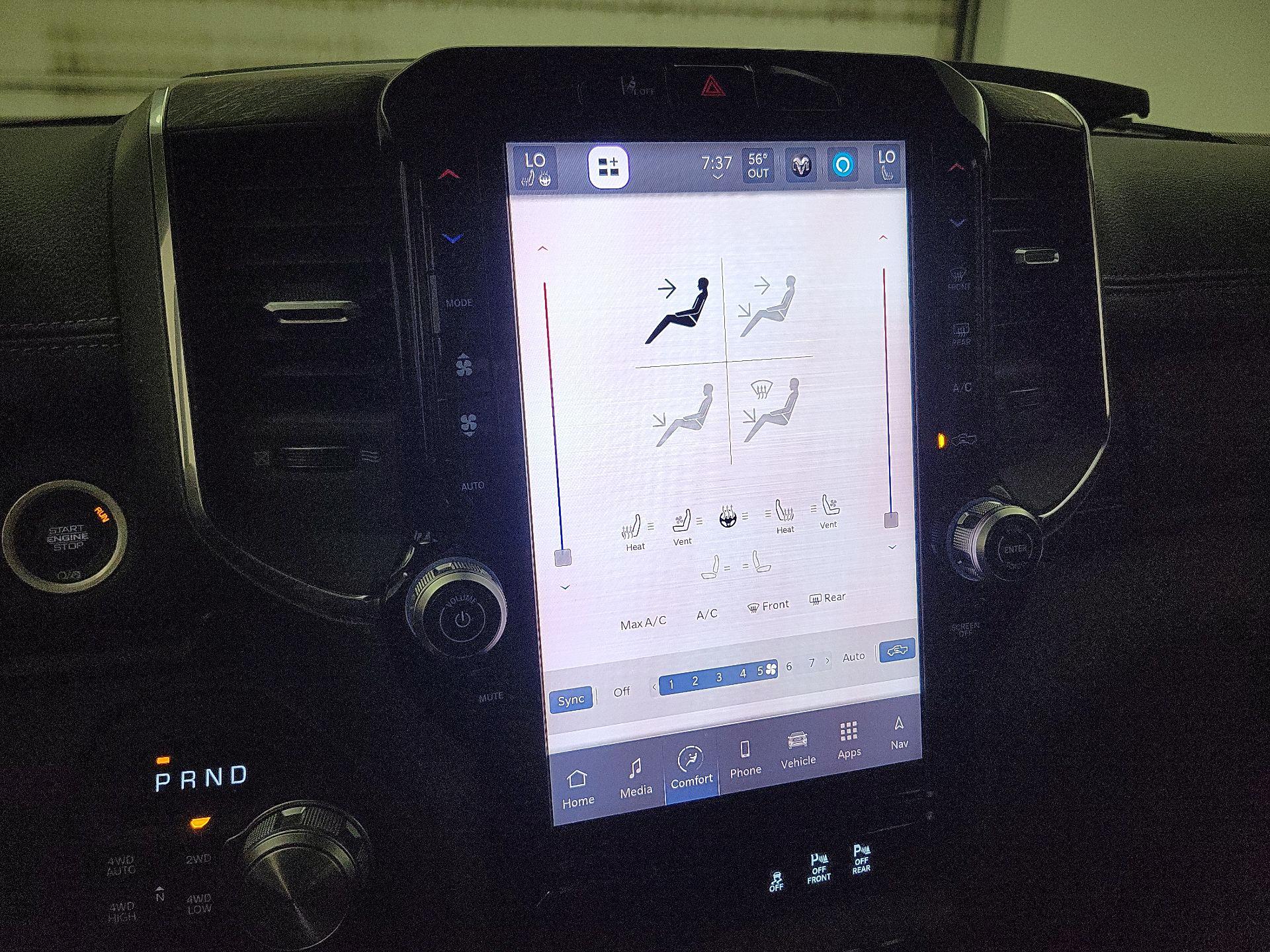 Thumbnail: 2025 RAM 1500 - 17