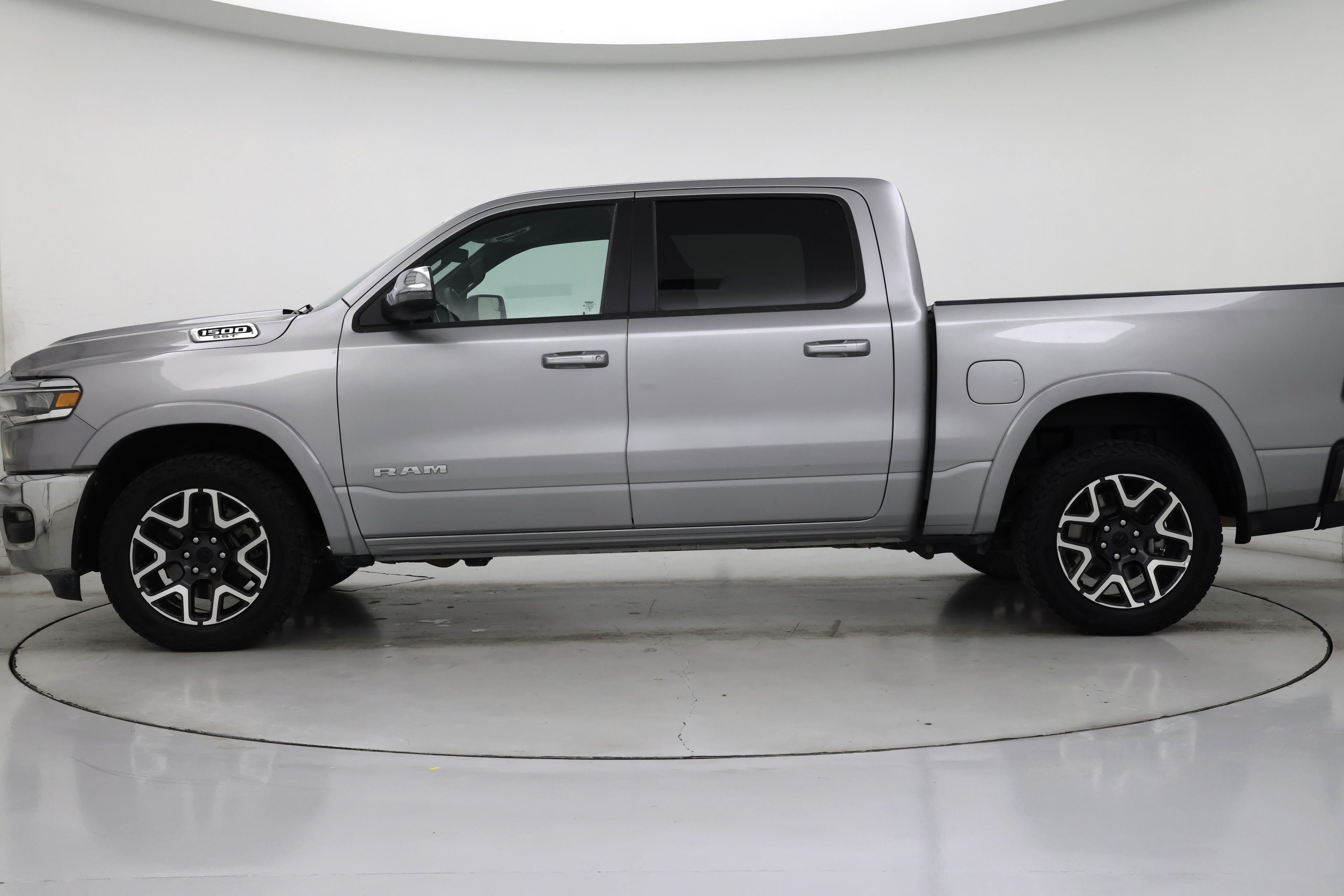 Thumbnail: 2025 RAM 1500 - 3