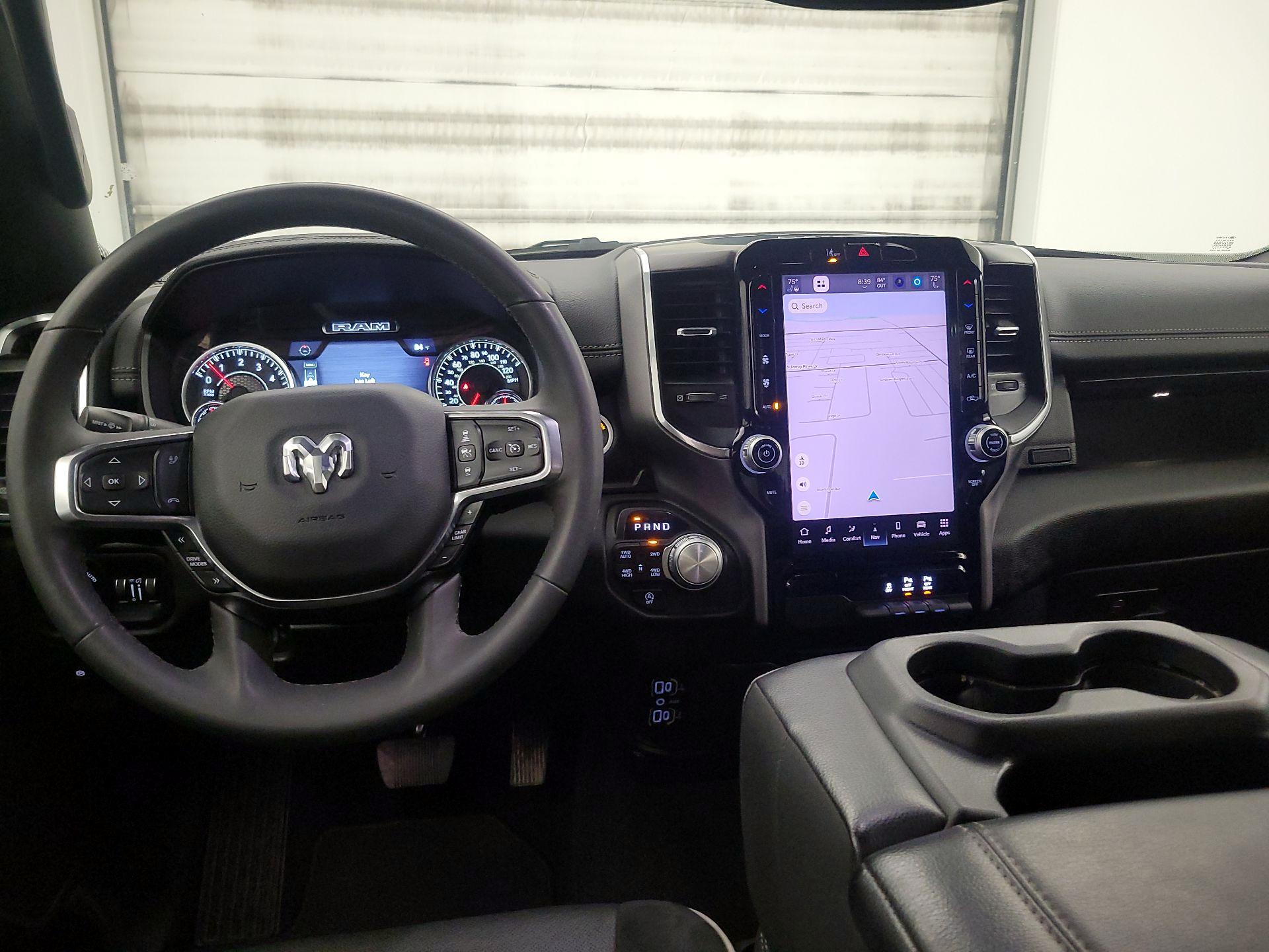 Thumbnail: 2025 RAM 1500 - 9