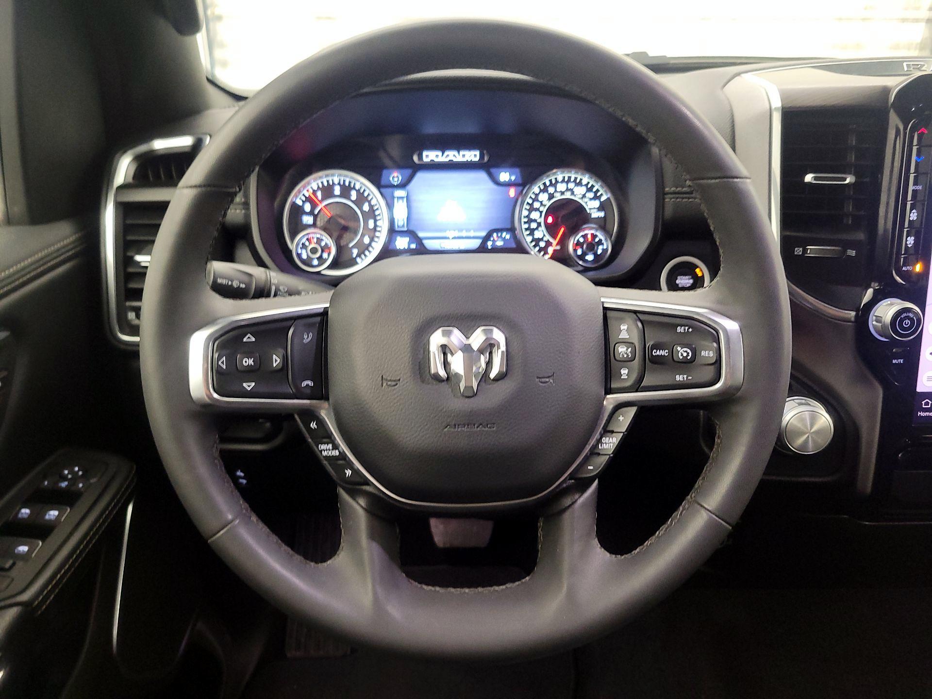 Thumbnail: 2025 RAM 1500 - 10