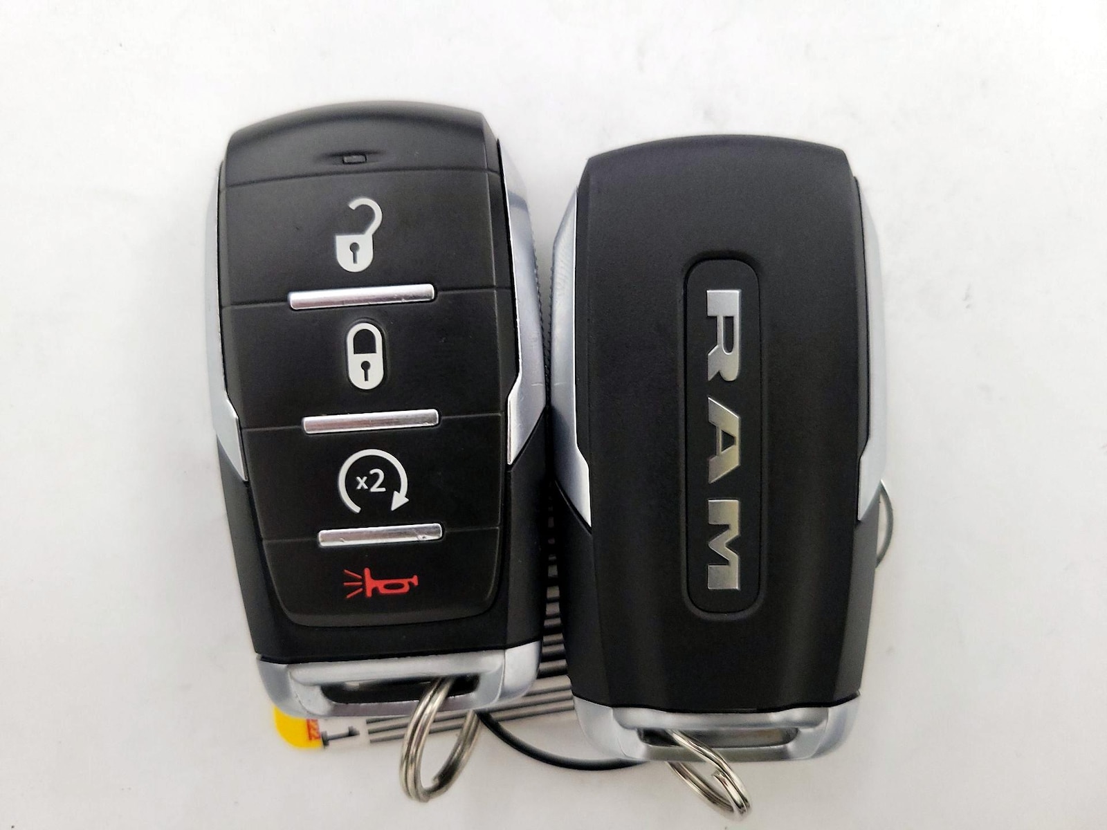 2025 RAM Ram 1500 Pickup Laramie - Photo 24