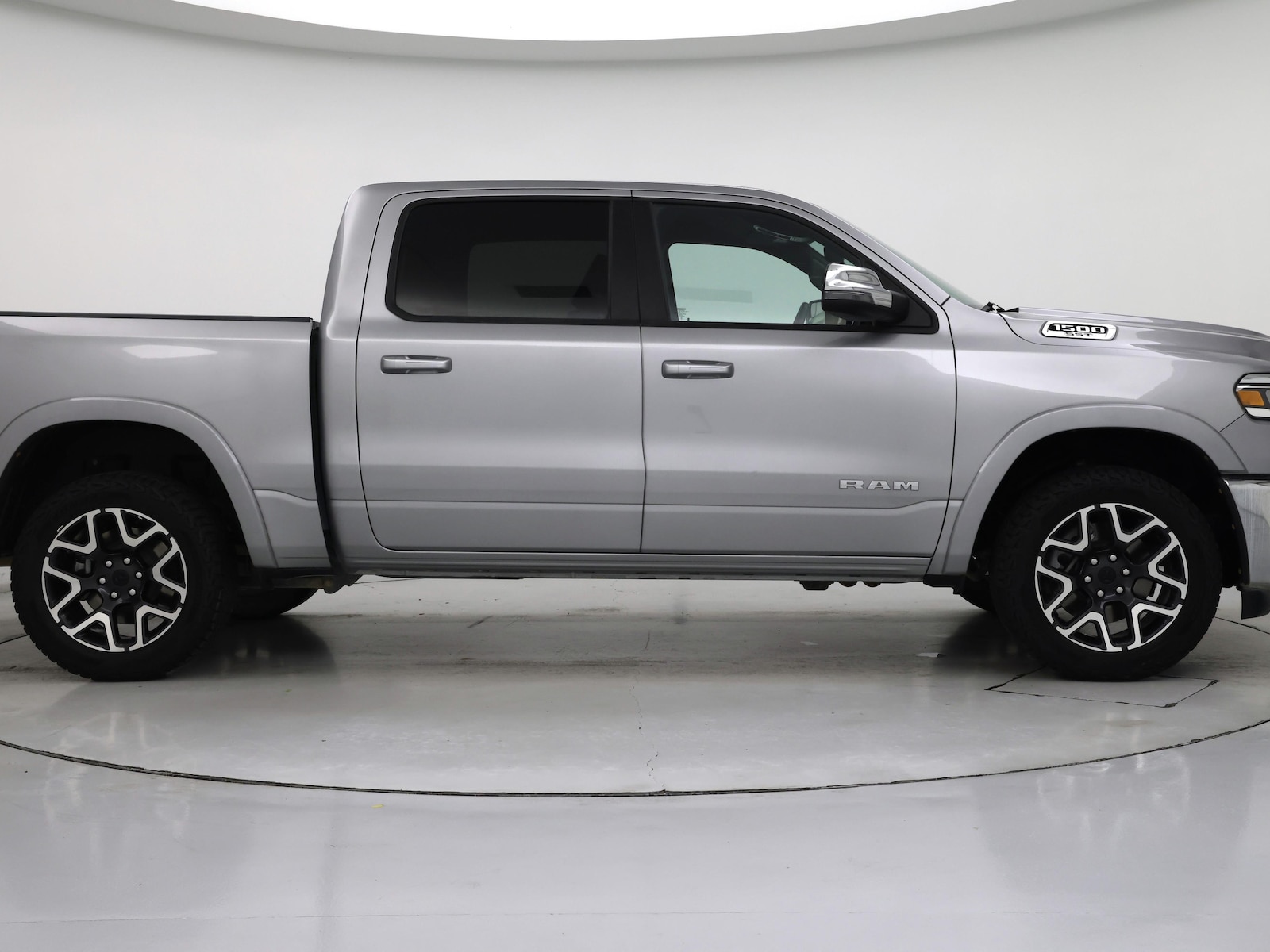 2025 RAM Ram 1500 Pickup Laramie - Photo 8