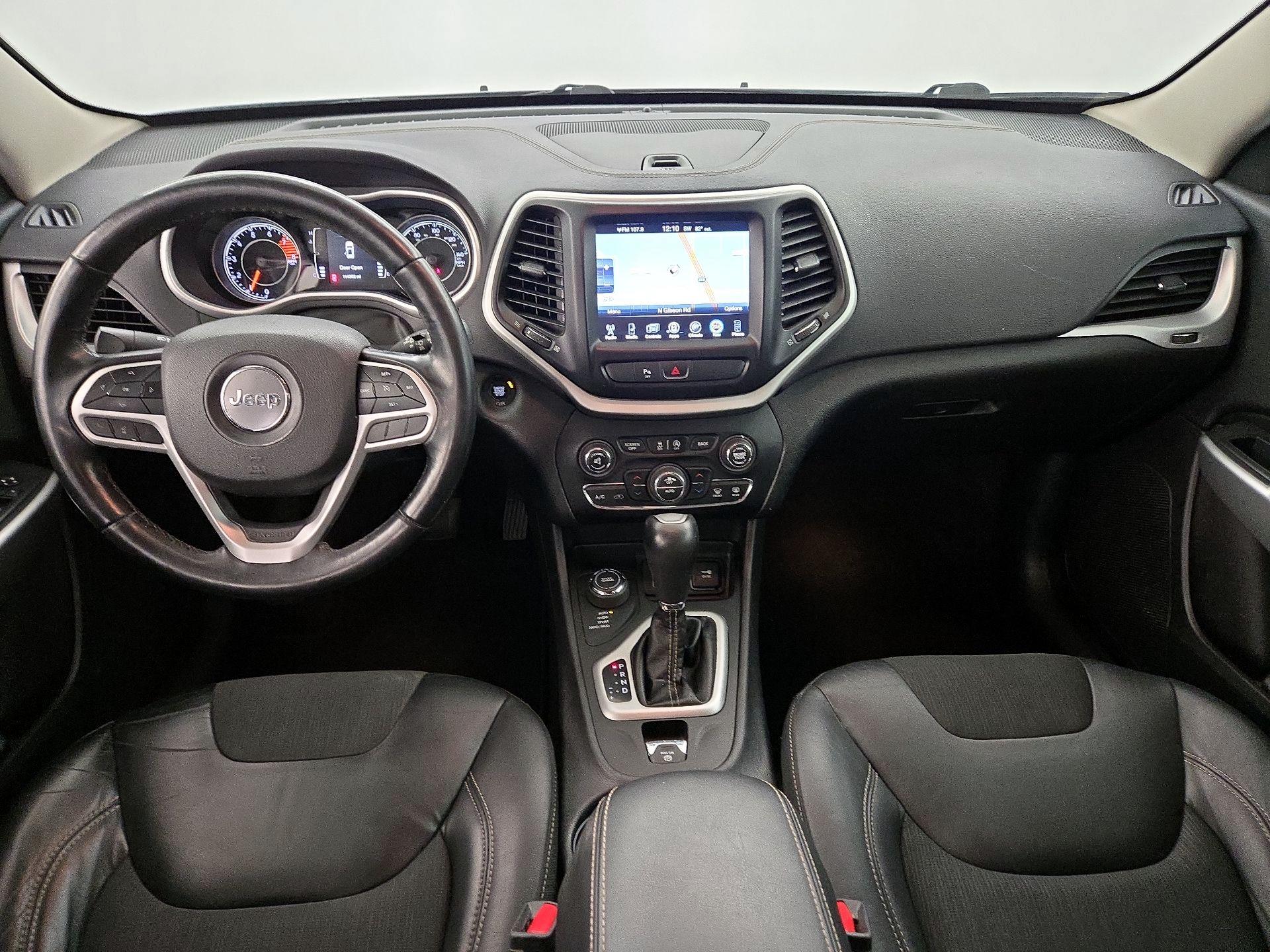 Thumbnail: 2018 Jeep Cherokee - 9