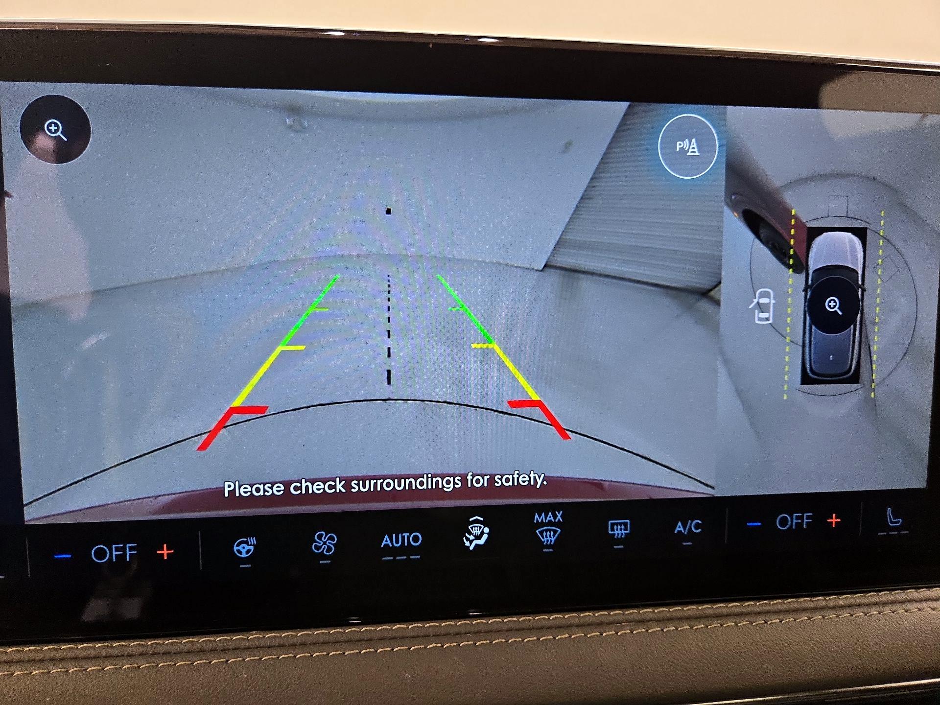 Thumbnail: 2023 Lincoln Corsair - 15