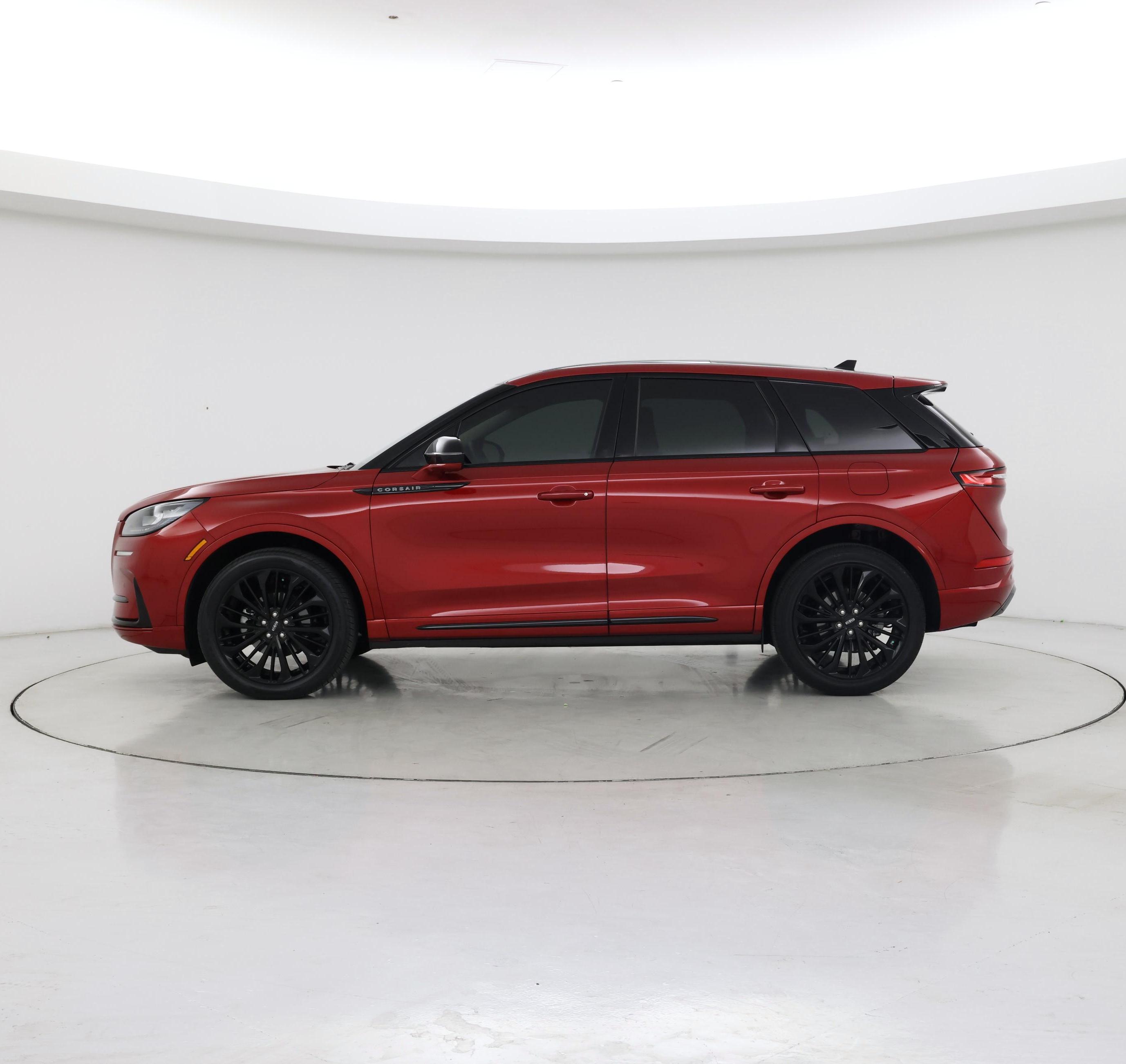 Thumbnail: 2023 Lincoln Corsair - 3