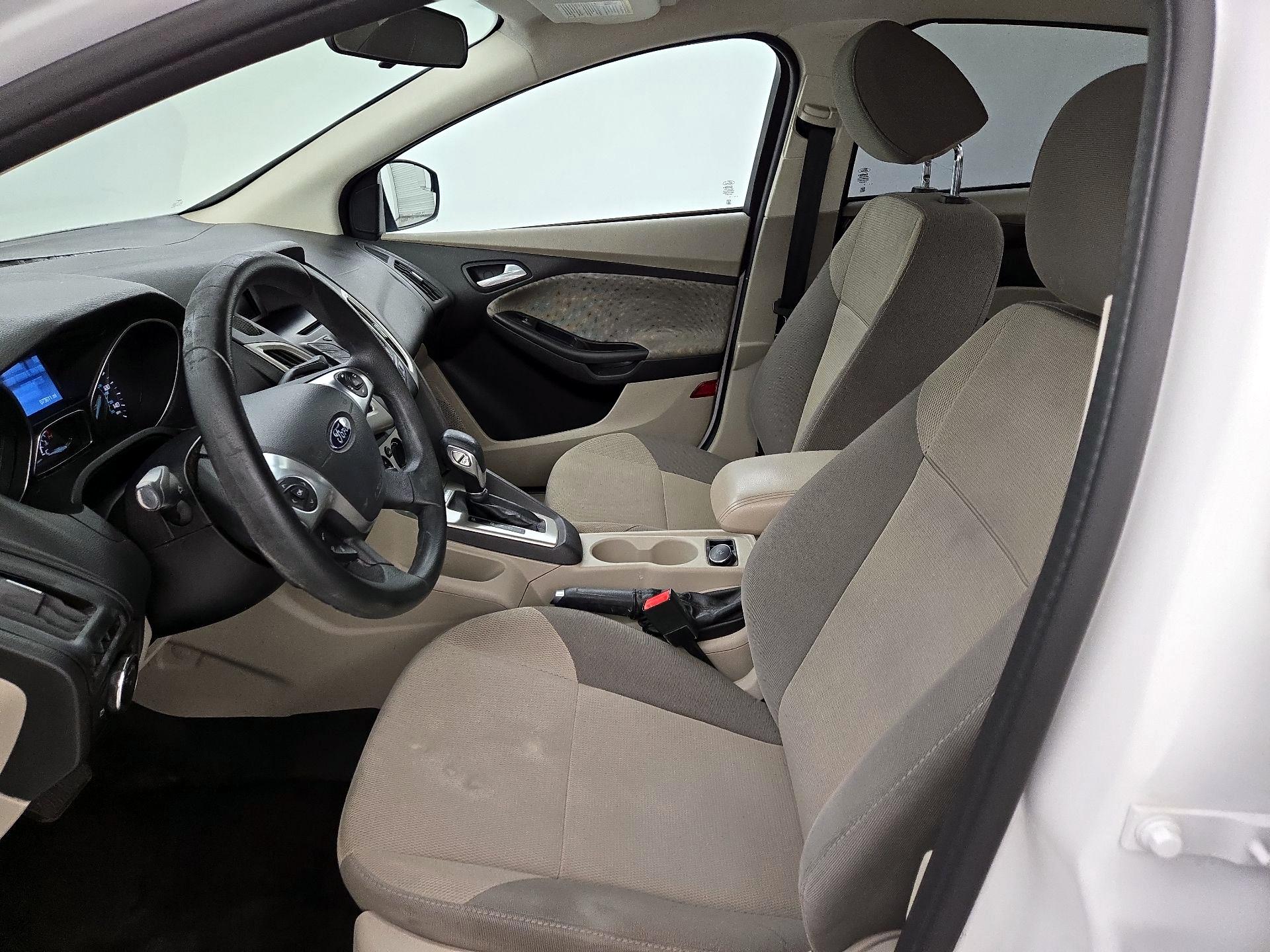 Thumbnail: 2014 Ford Focus - 11