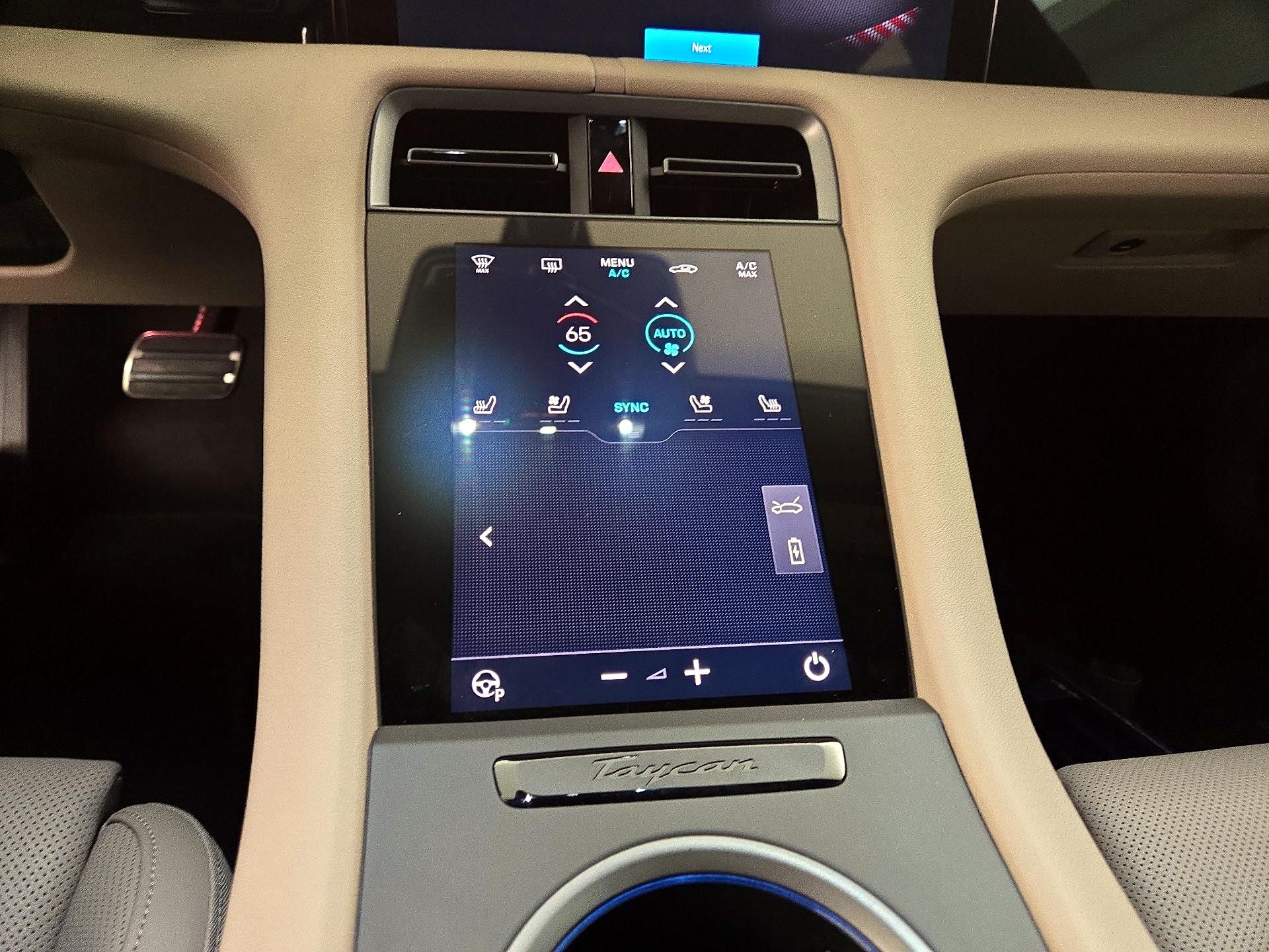 Thumbnail: 2025 Porsche Taycan - 16