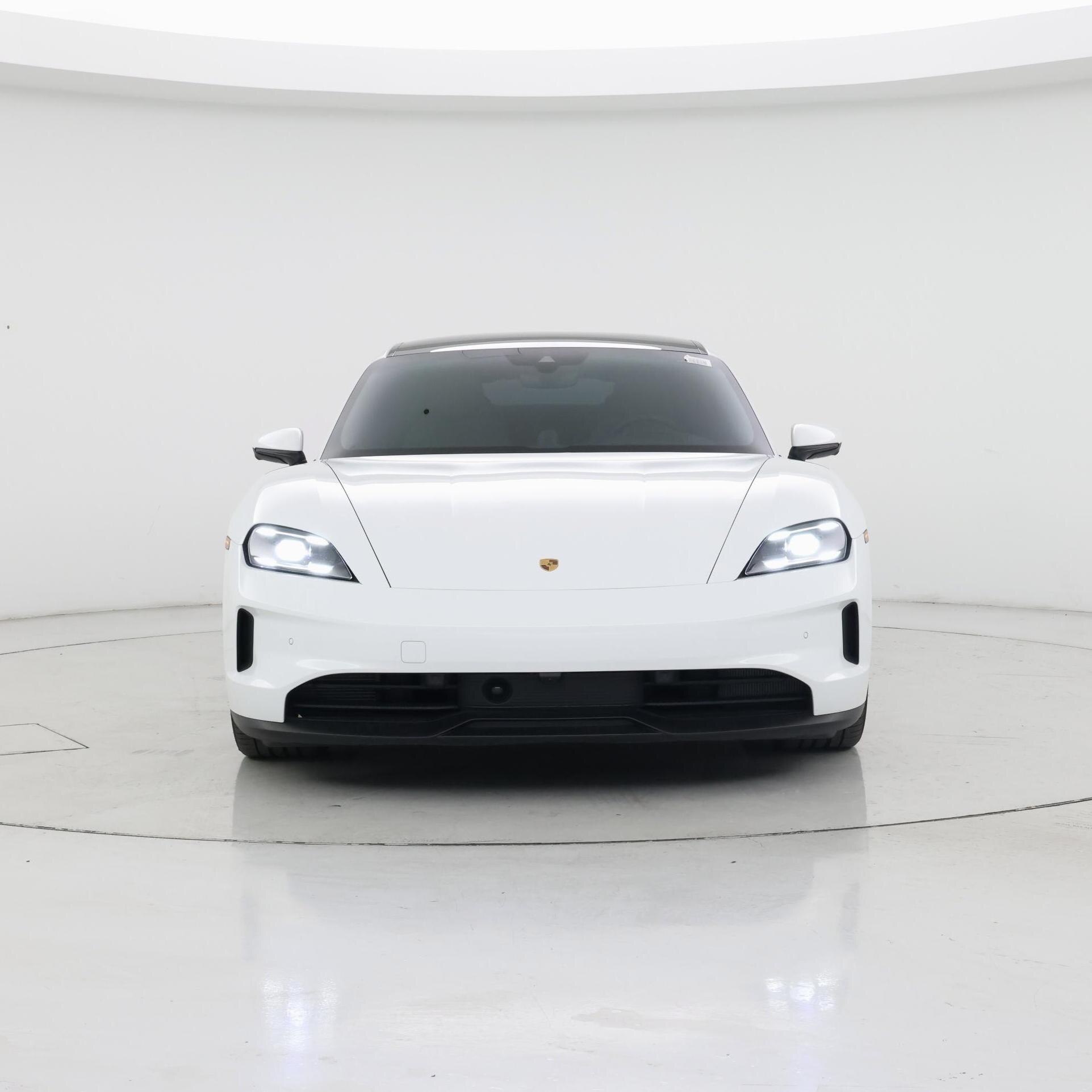 Thumbnail: 2025 Porsche Taycan - 5