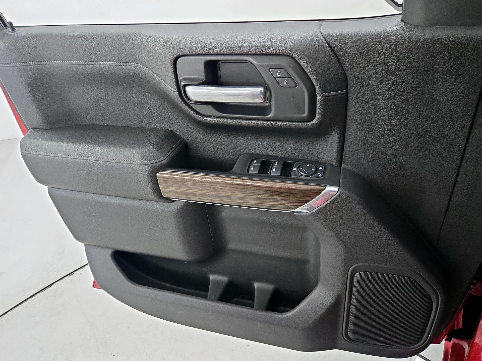 Thumbnail: 2021 Chevrolet Silverado 1500 - 12