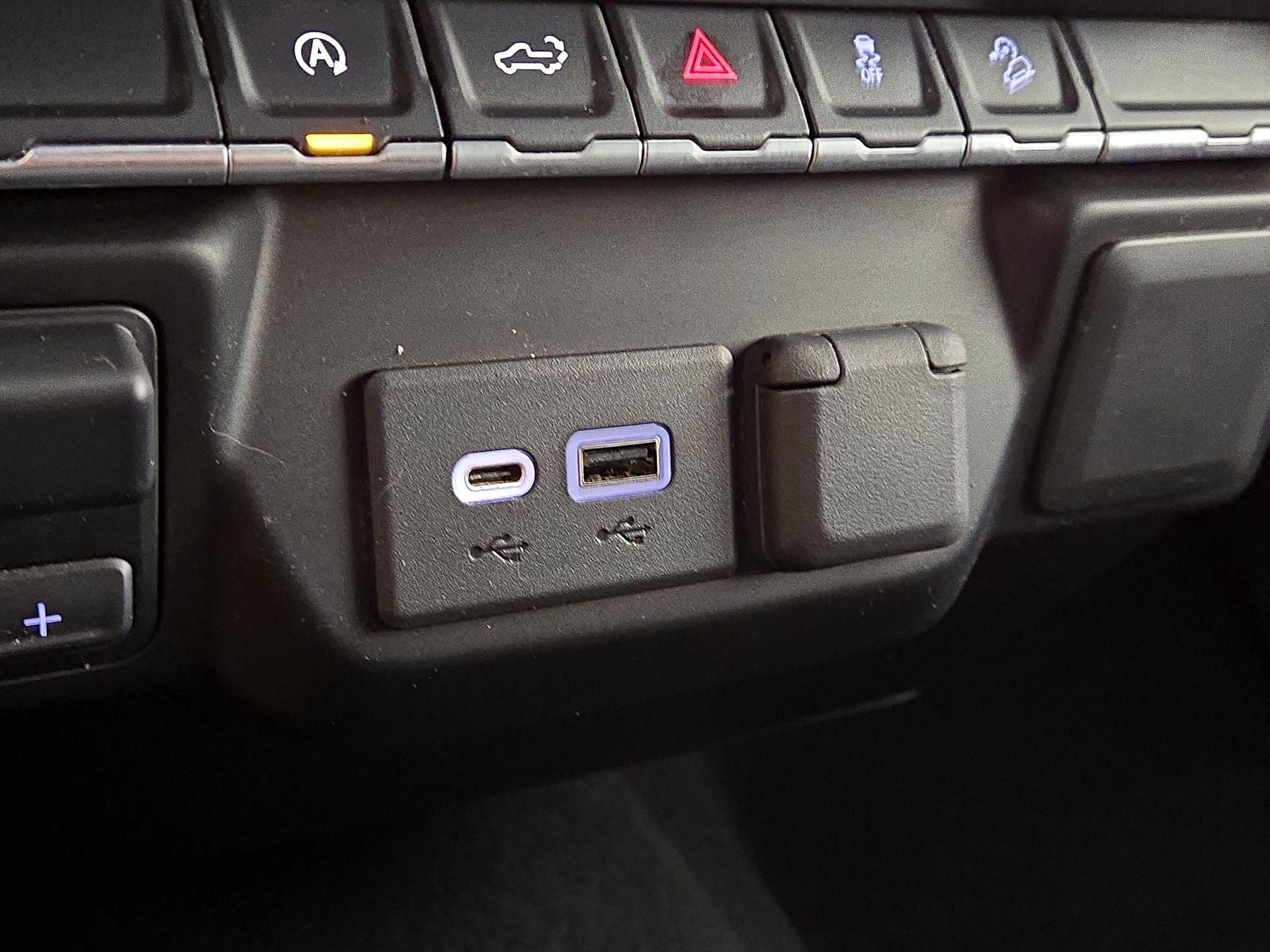 Thumbnail: 2021 Chevrolet Silverado 1500 - 18