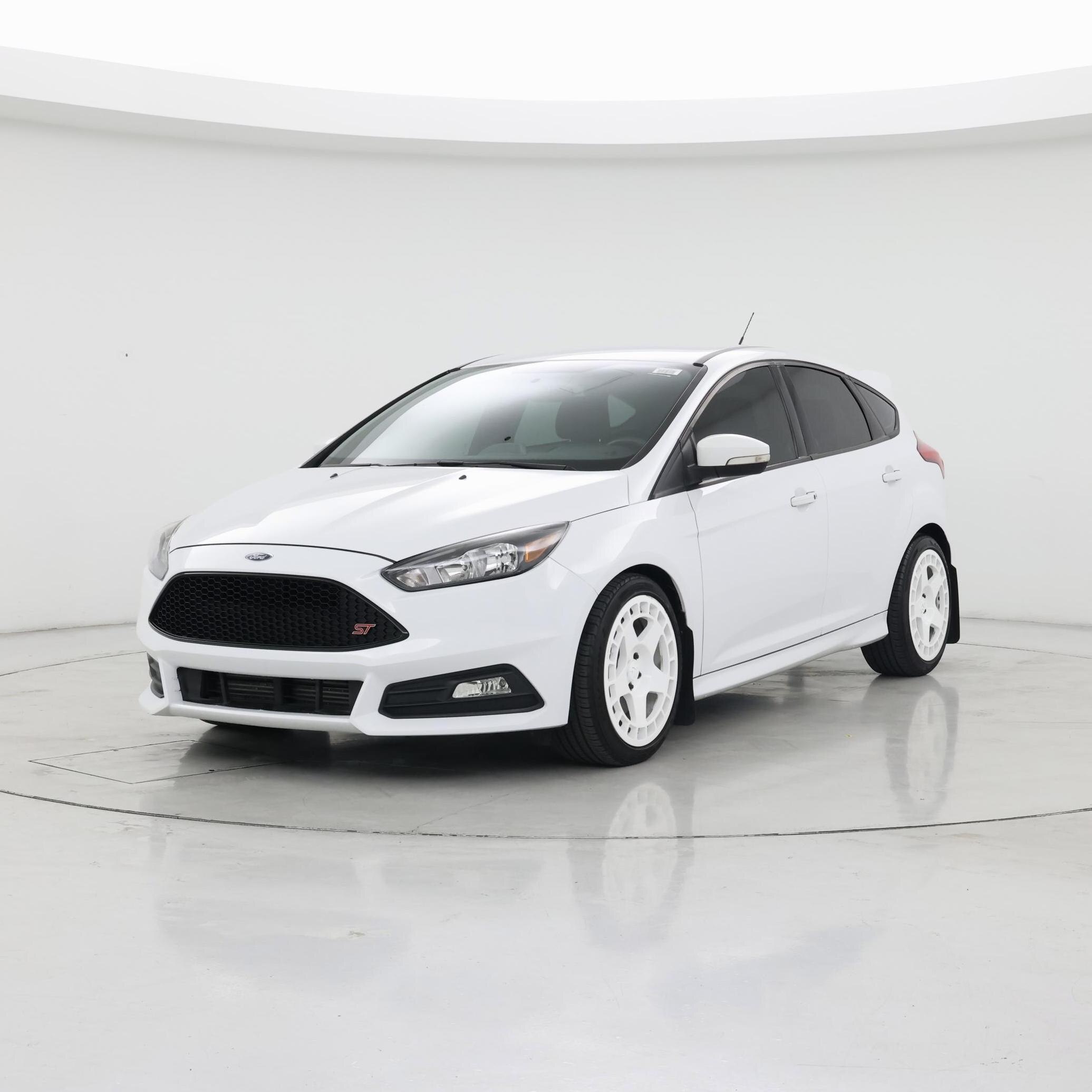 Thumbnail: 2018 Ford Focus - 4