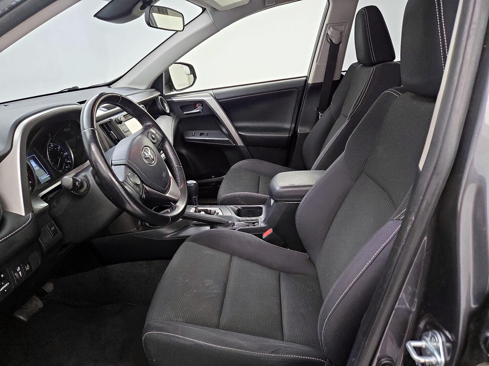 Thumbnail: 2017 Toyota RAV4 - 11