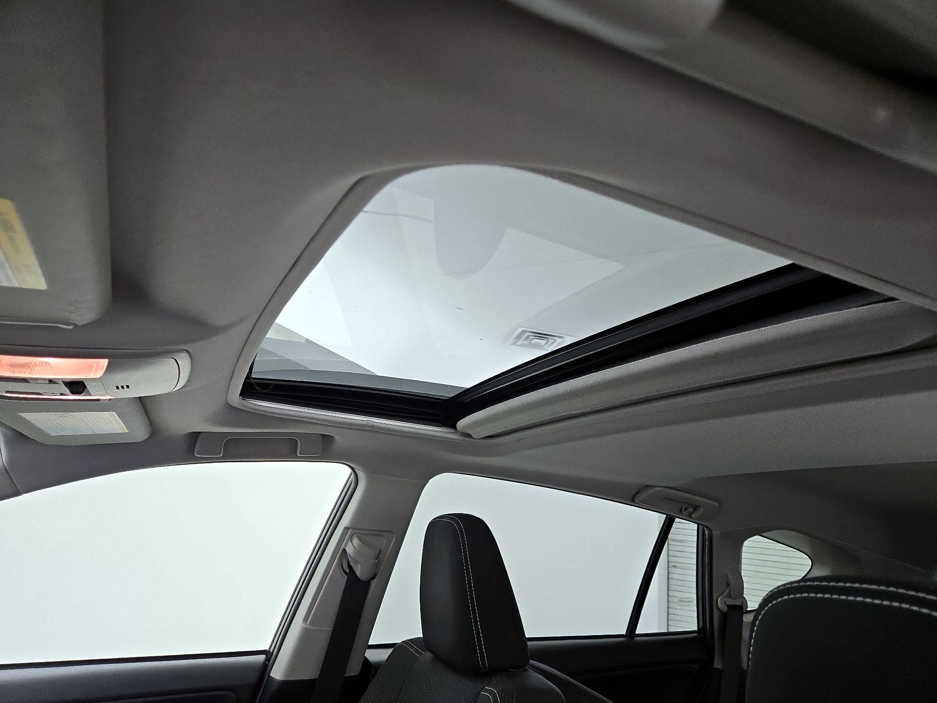 Thumbnail: 2017 Toyota RAV4 - 19