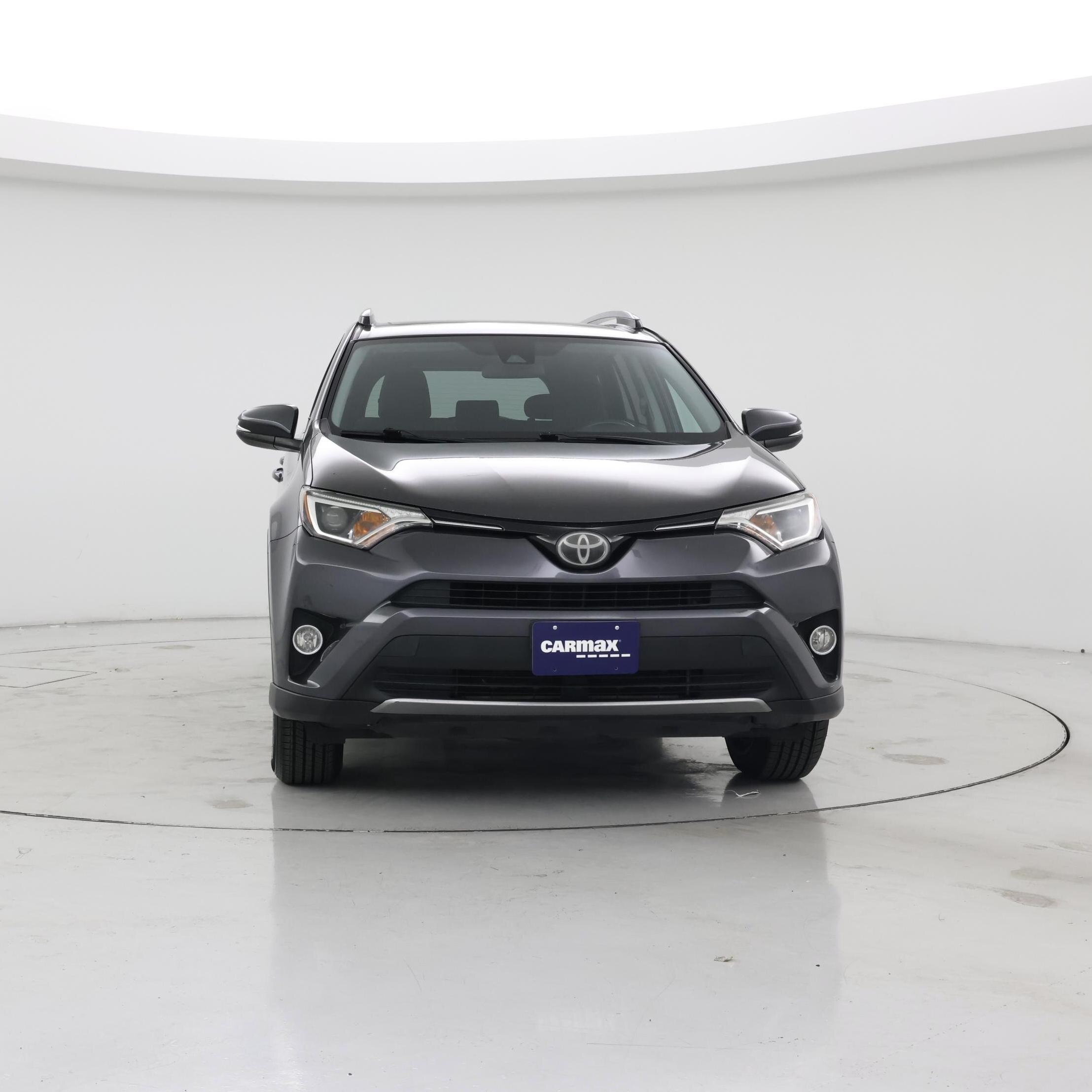 Thumbnail: 2017 Toyota RAV4 - 5