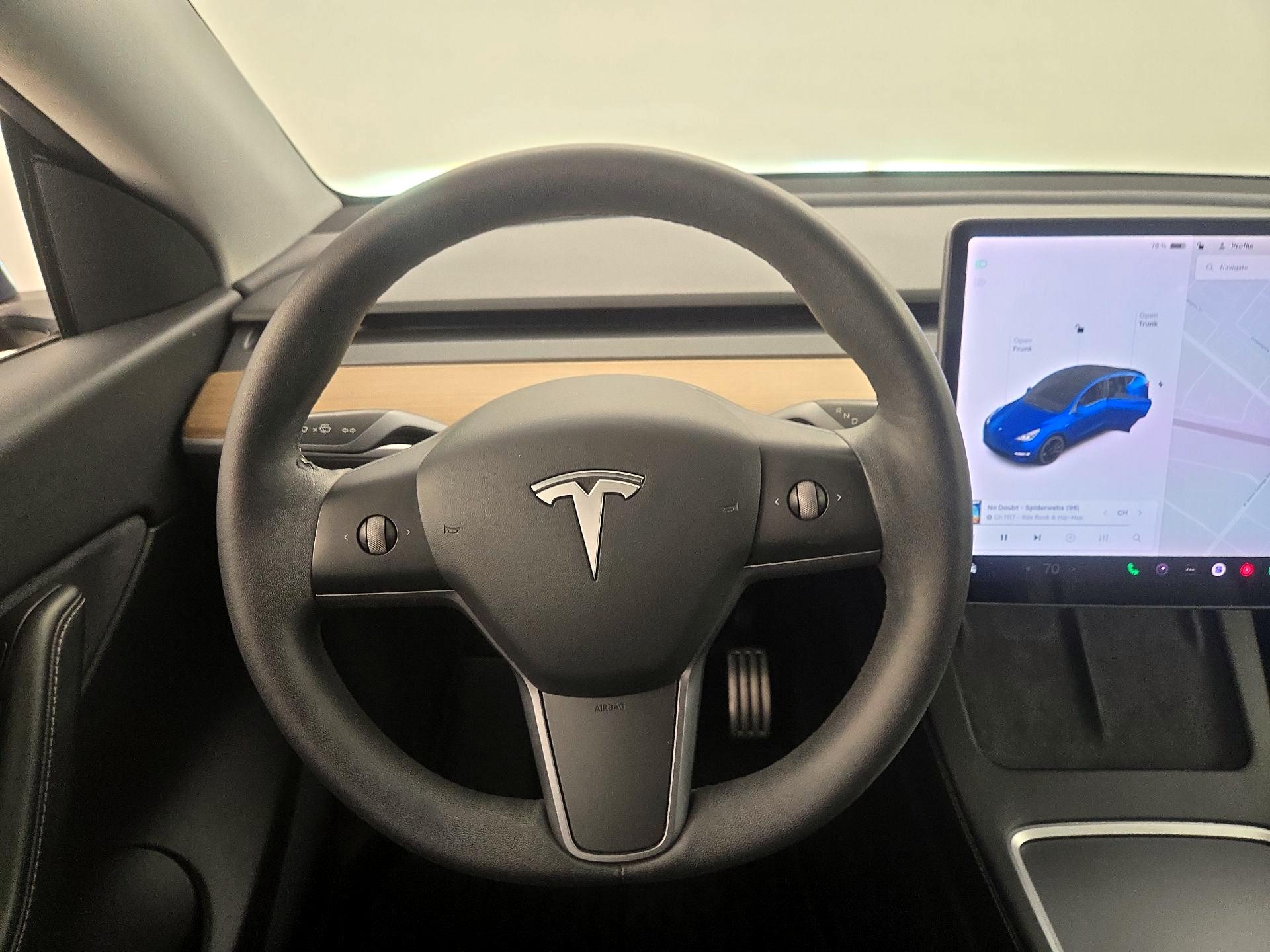 Thumbnail: 2021 Tesla Model Y - 10
