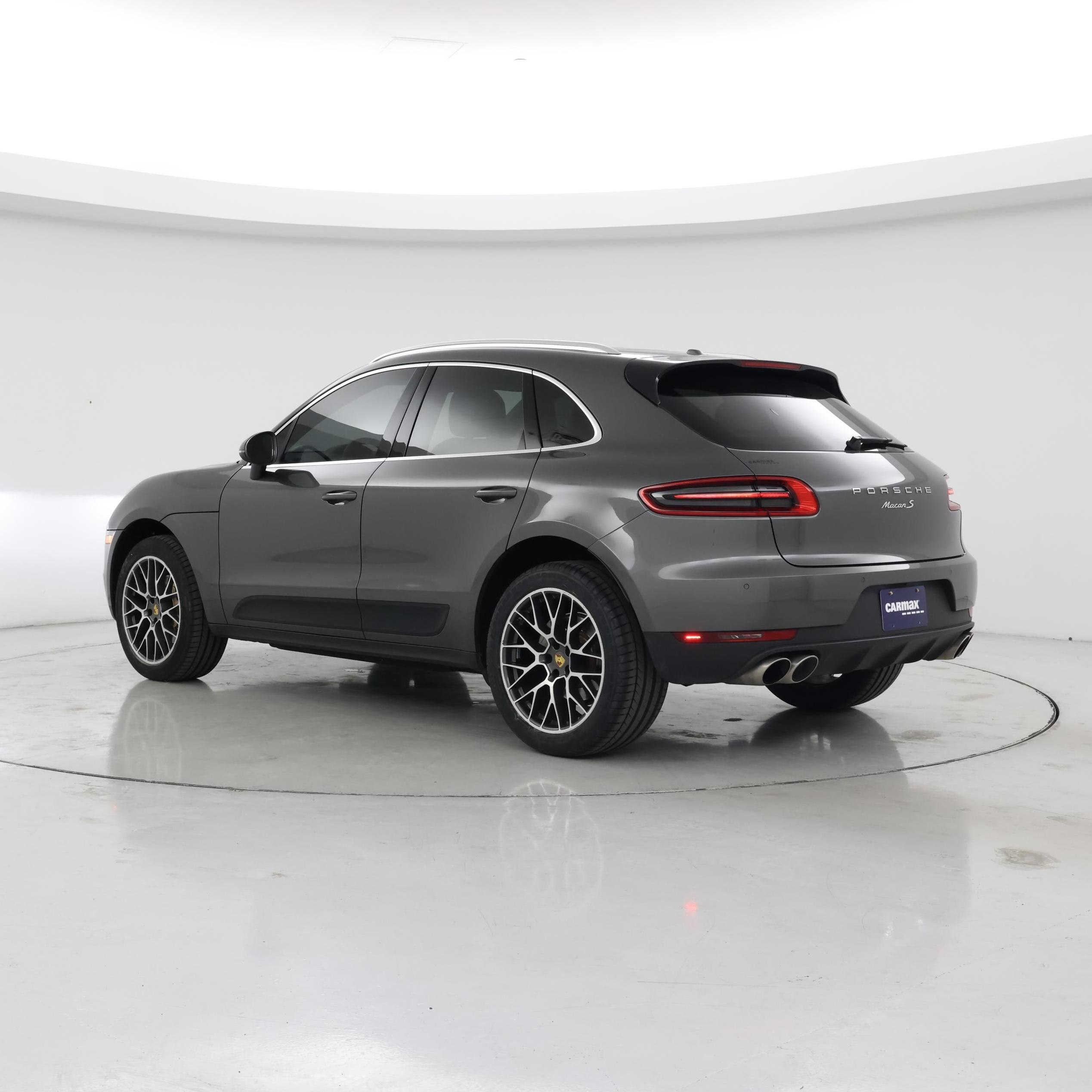 Thumbnail: 2018 Porsche Macan - 2