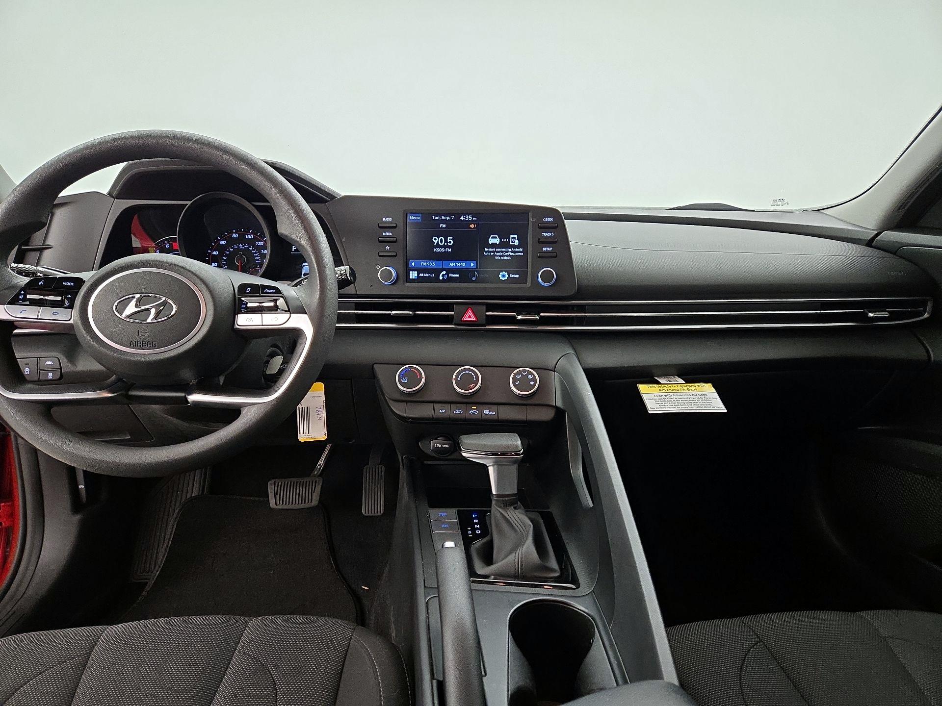 Thumbnail: 2021 Hyundai Elantra - 9