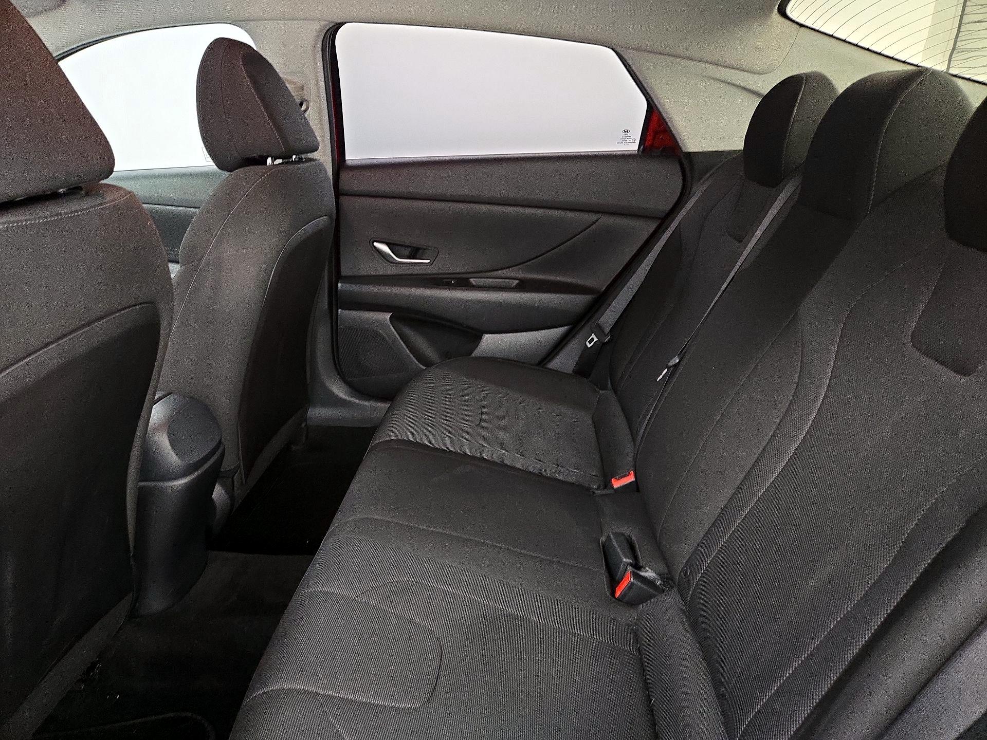 Thumbnail: 2021 Hyundai Elantra - 19