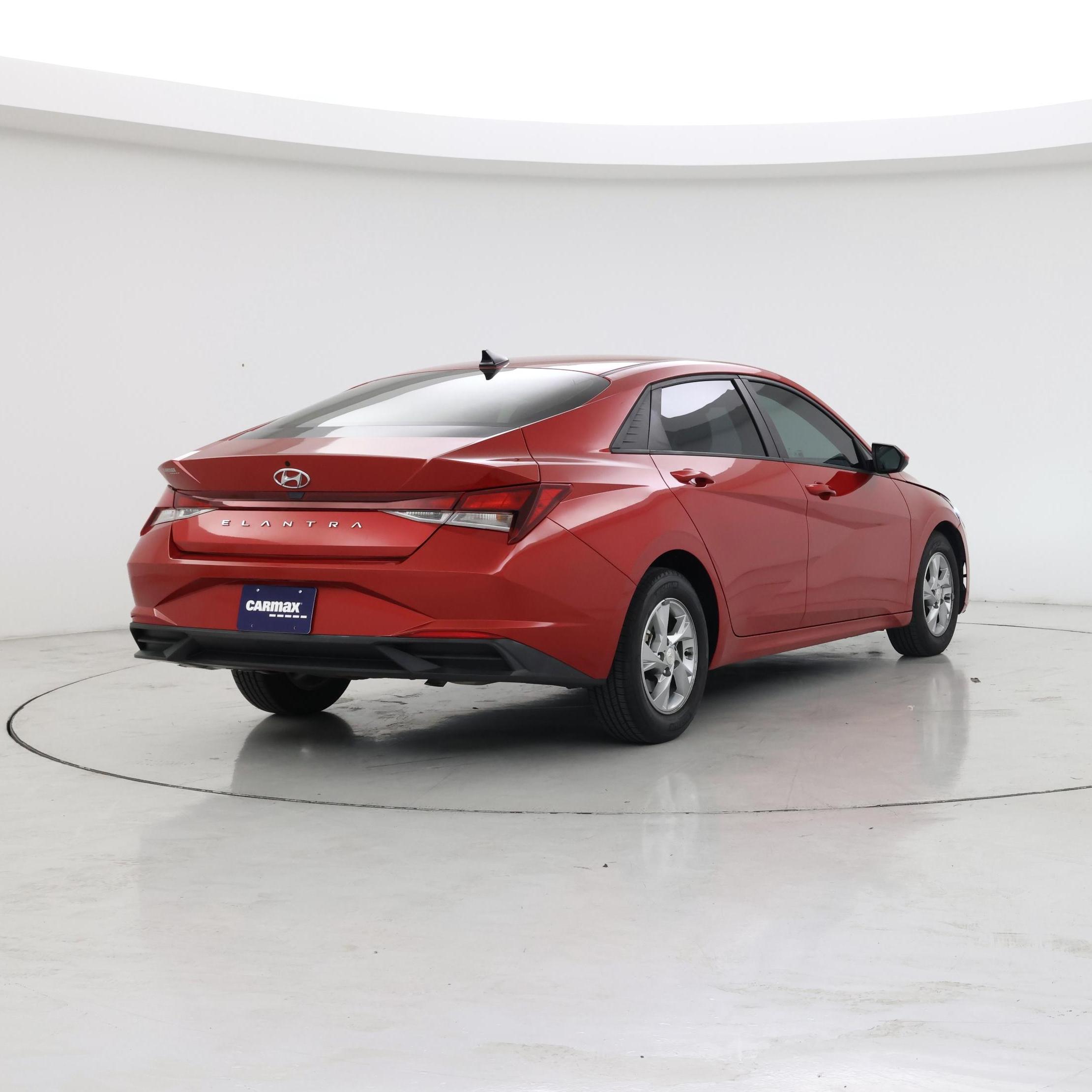 Thumbnail: 2021 Hyundai Elantra - 8