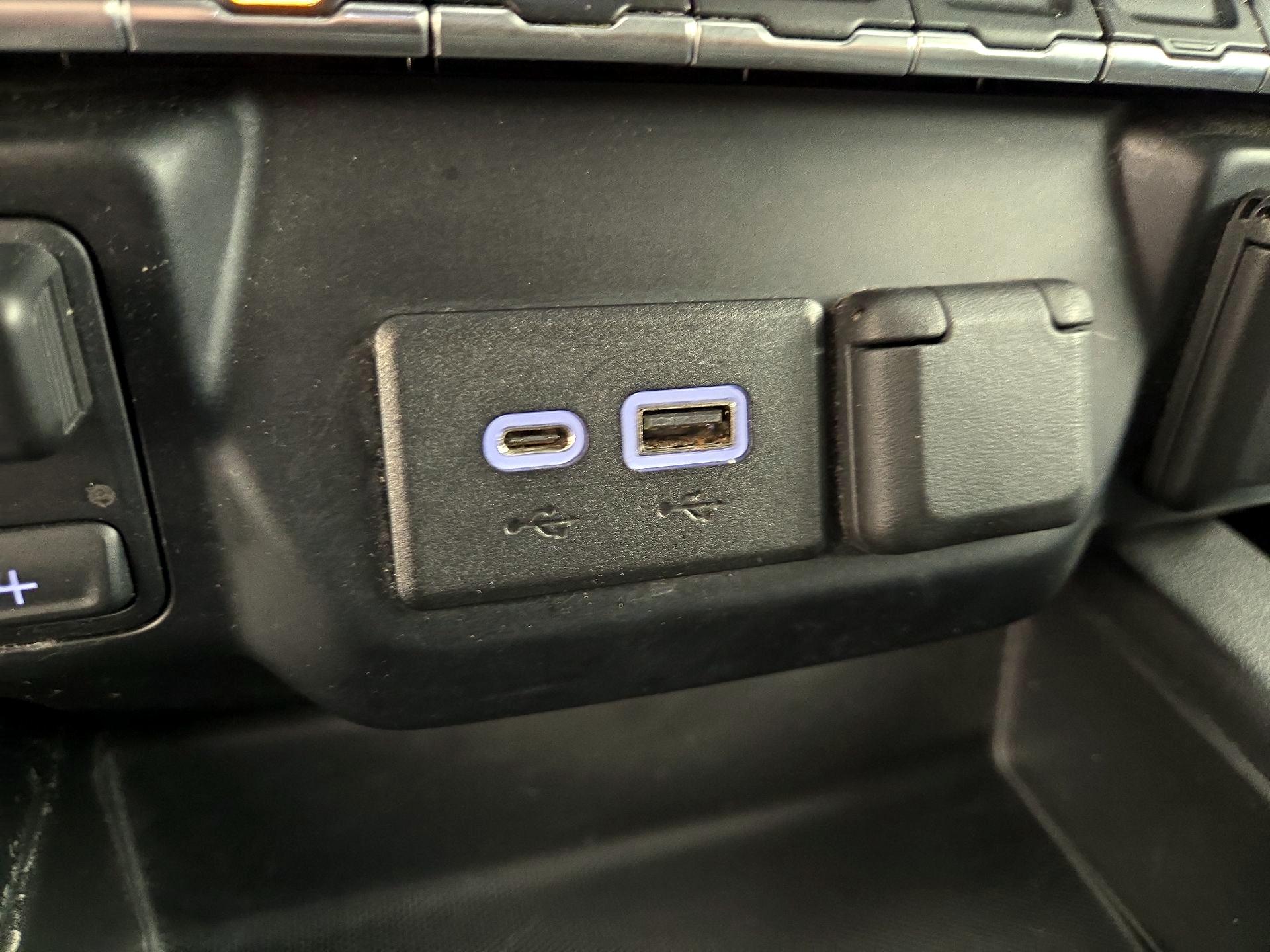 Thumbnail: 2019 Chevrolet Silverado 1500 - 18