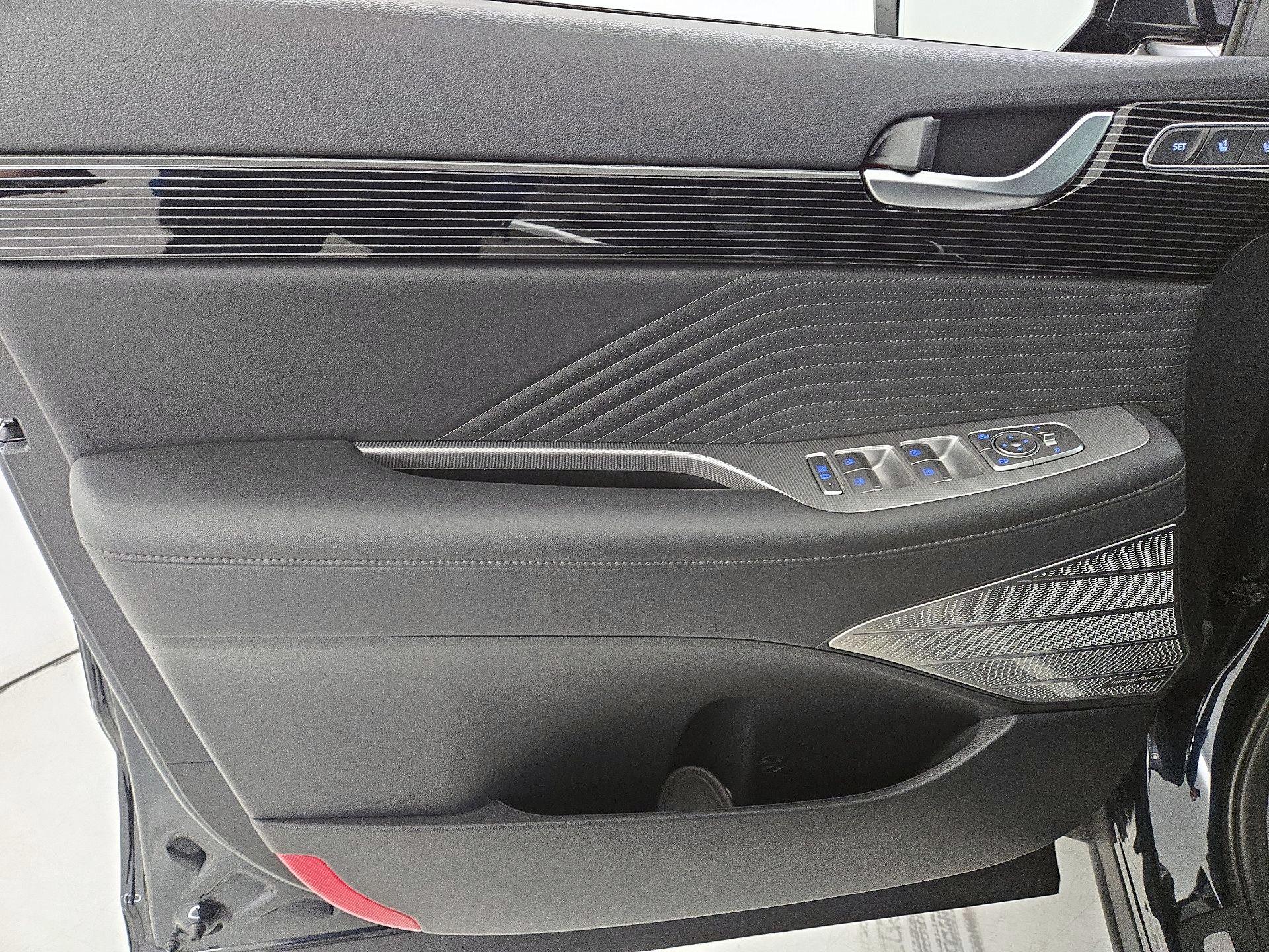Thumbnail: 2023 Hyundai Palisade - 12