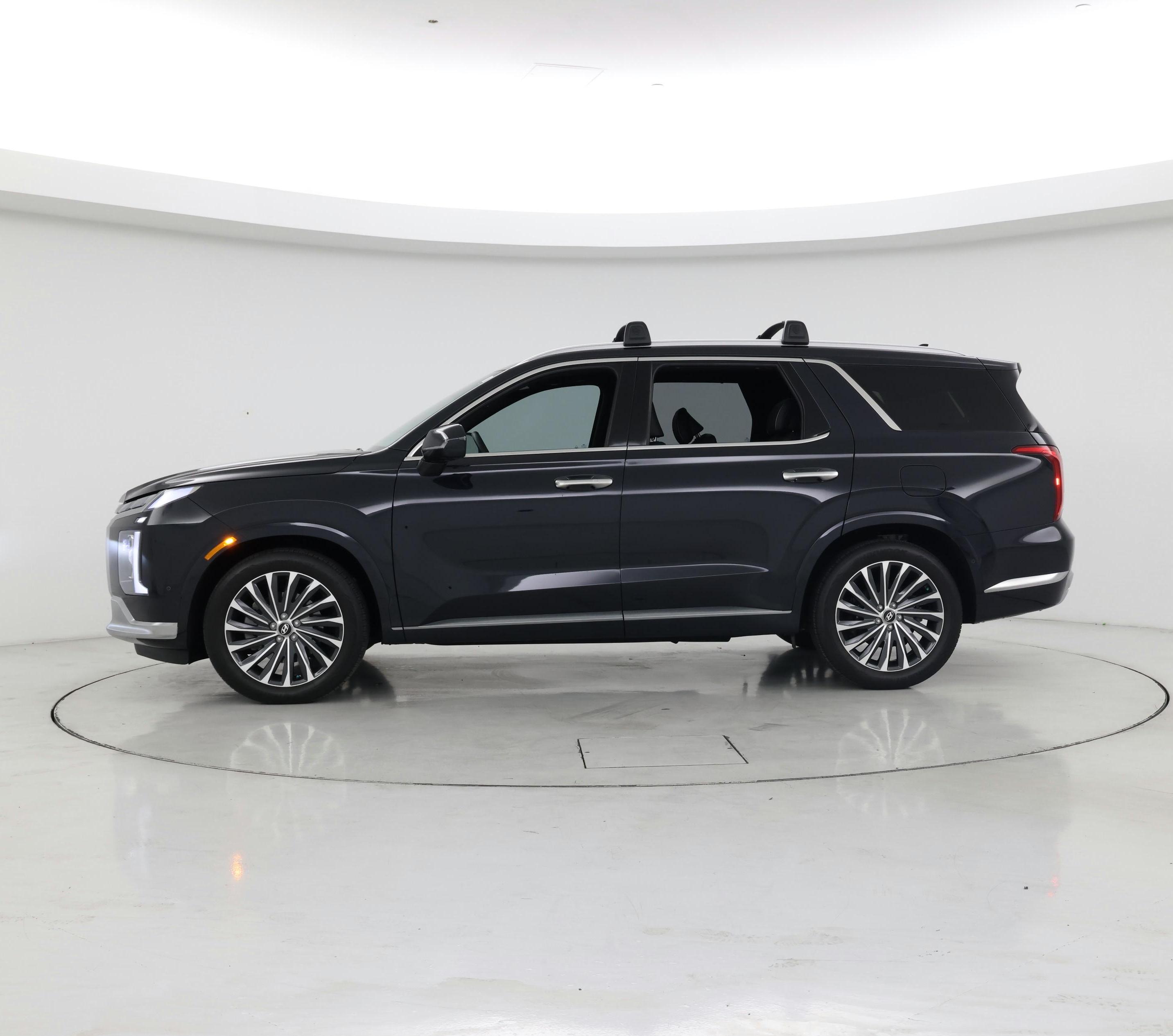 Thumbnail: 2023 Hyundai Palisade - 3