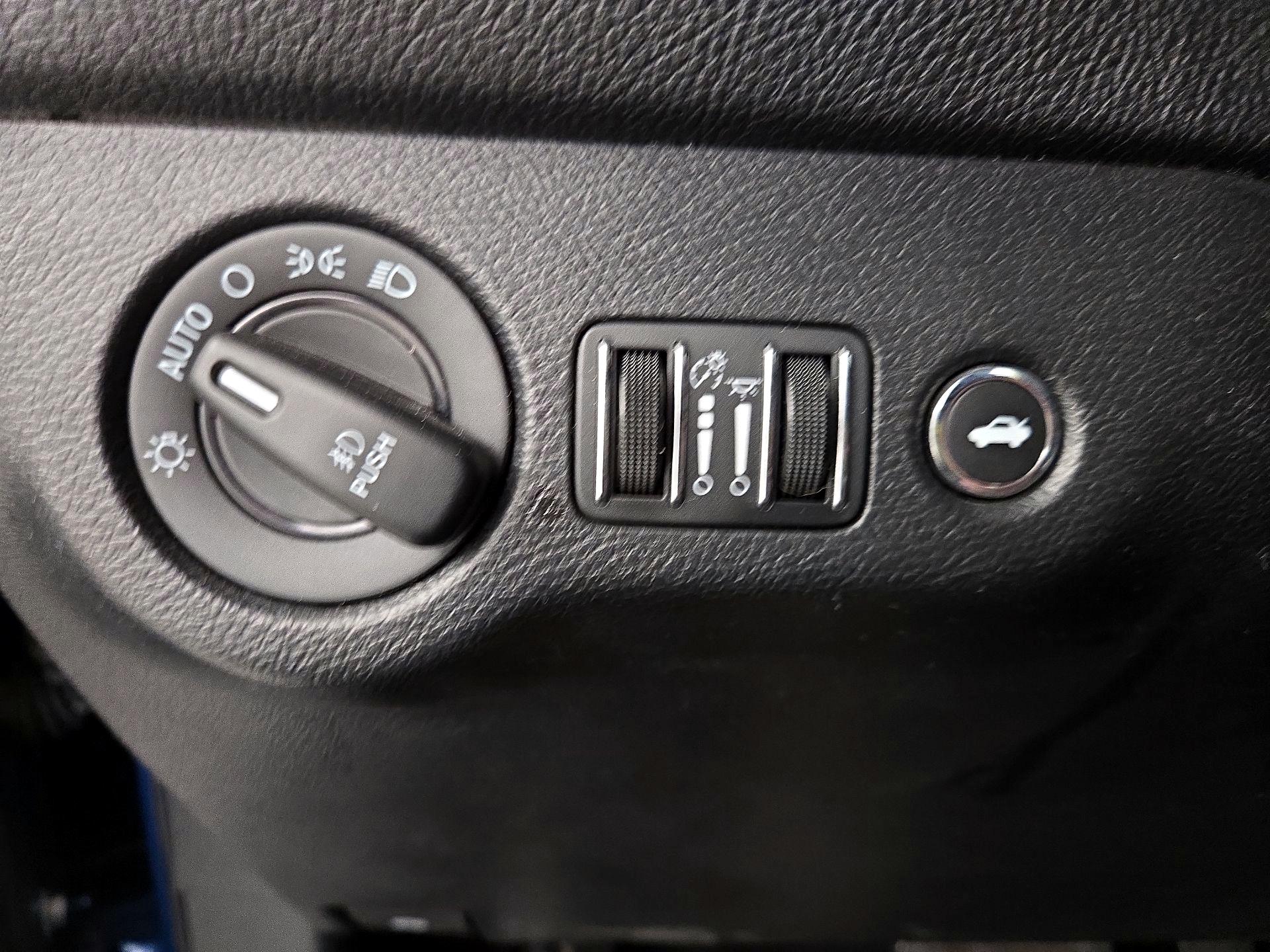 Thumbnail: 2020 Dodge Challenger - 13