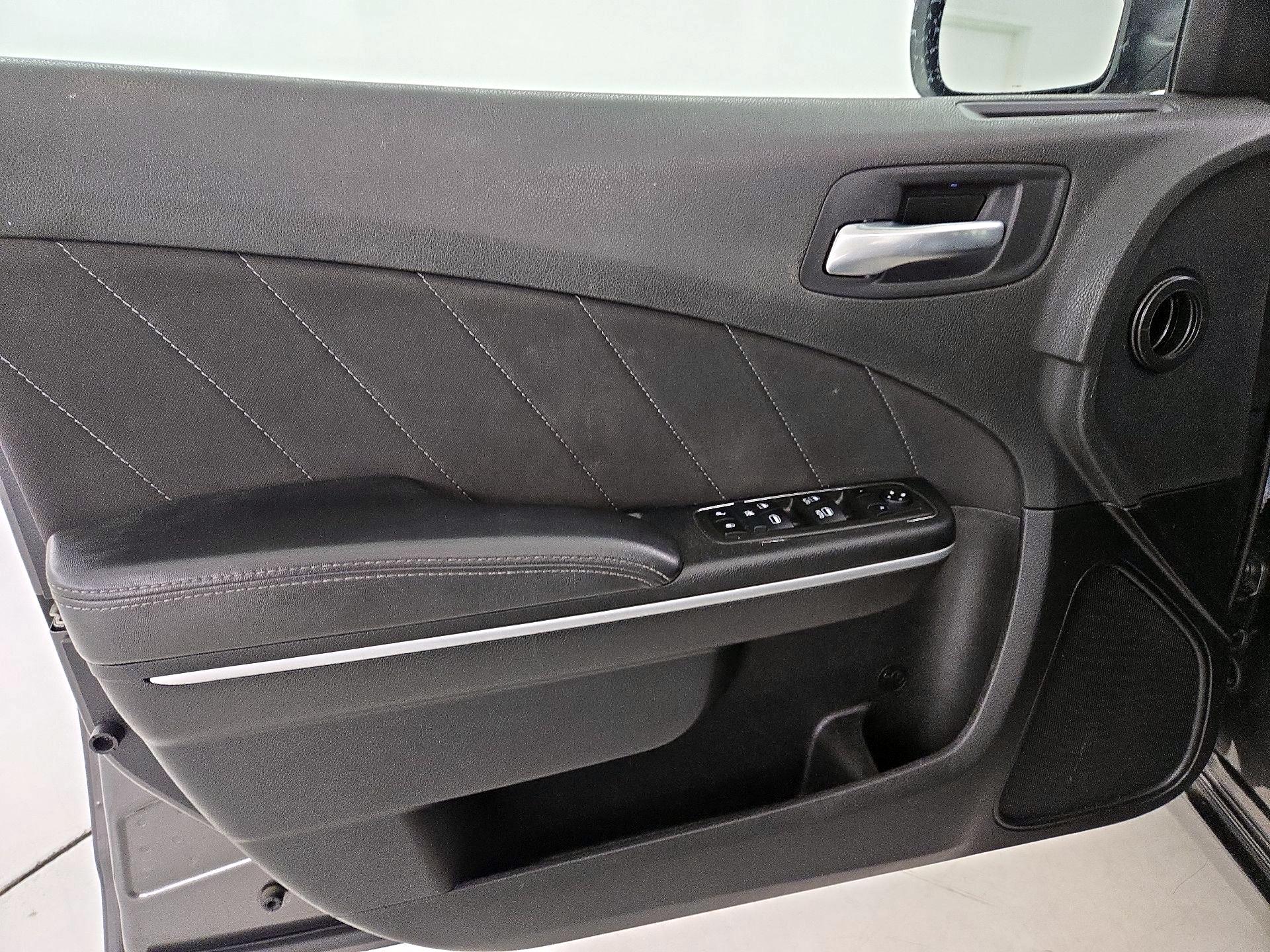 Thumbnail: 2021 Dodge Charger - 12