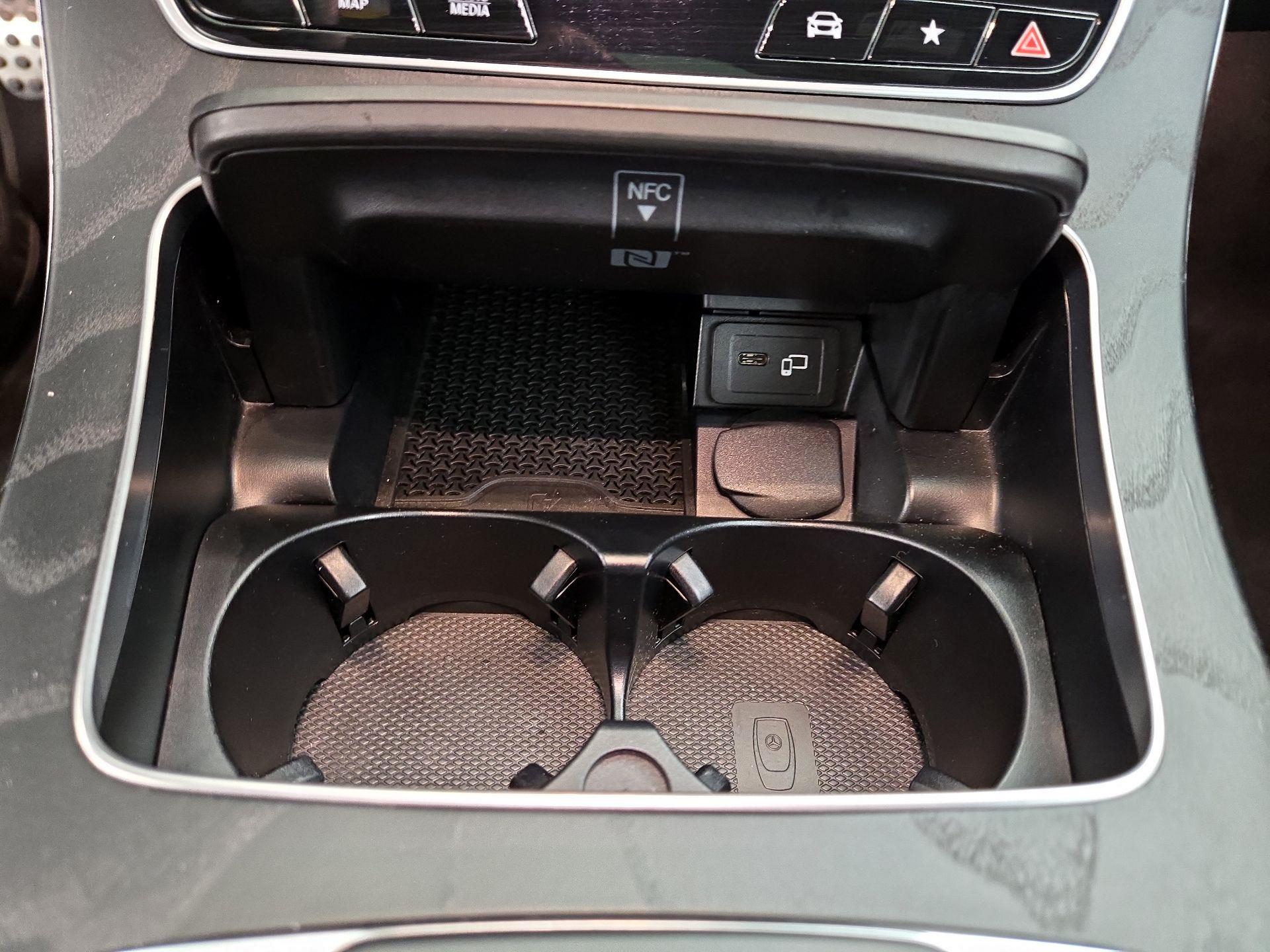 Thumbnail: 2021 Mercedes-Benz E-Class - 19