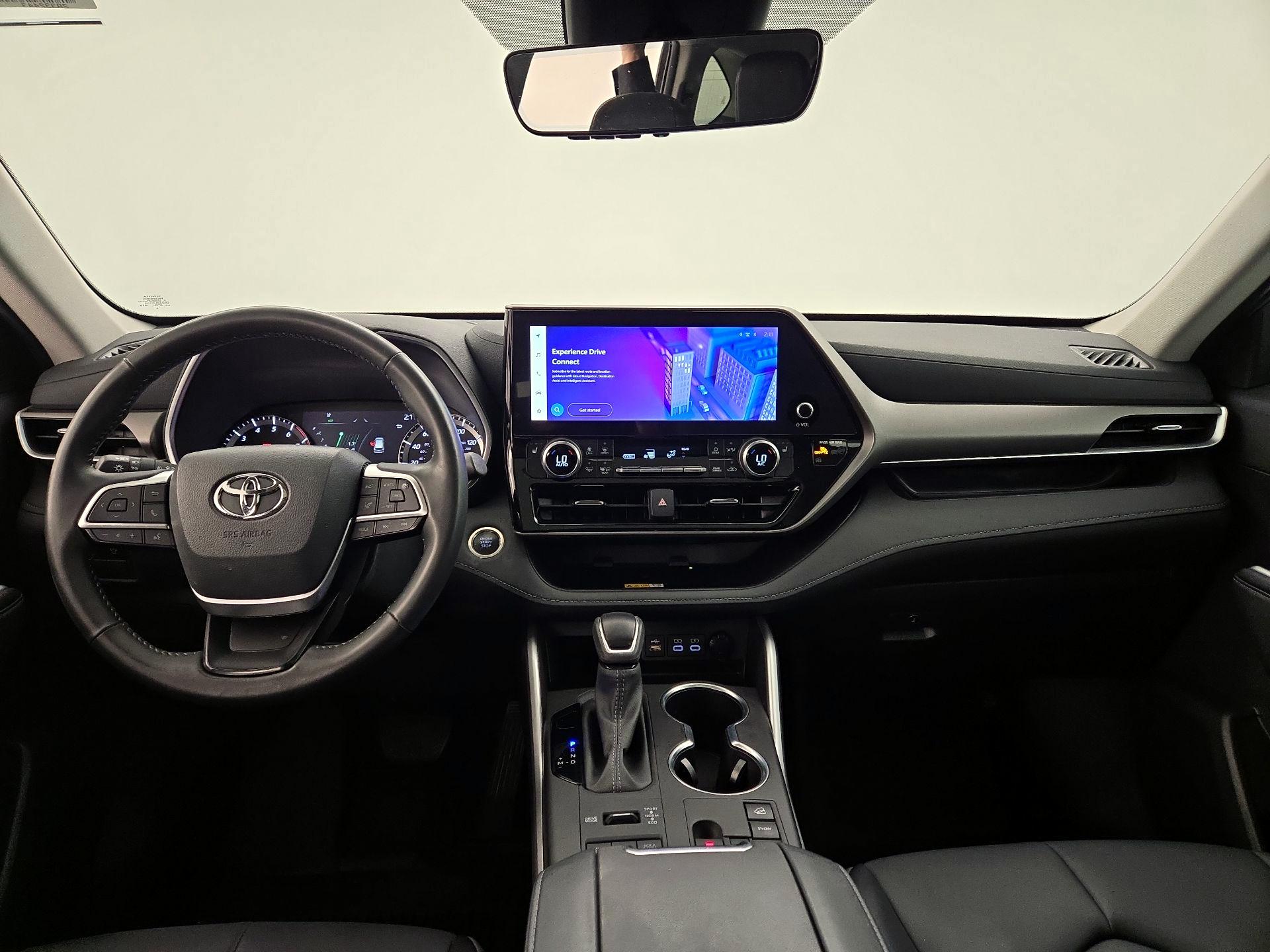 Thumbnail: 2024 Toyota Highlander - 9