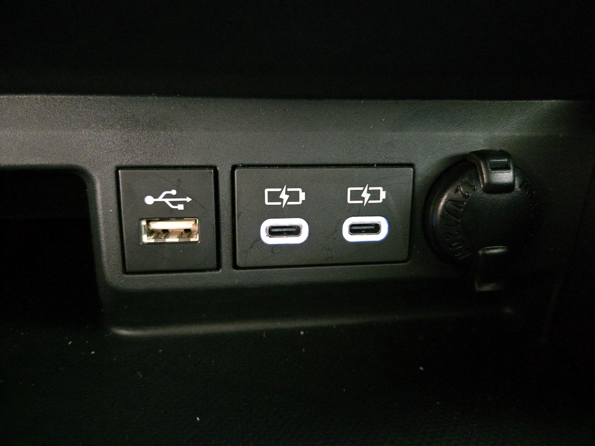 Thumbnail: 2024 Toyota Highlander - 19