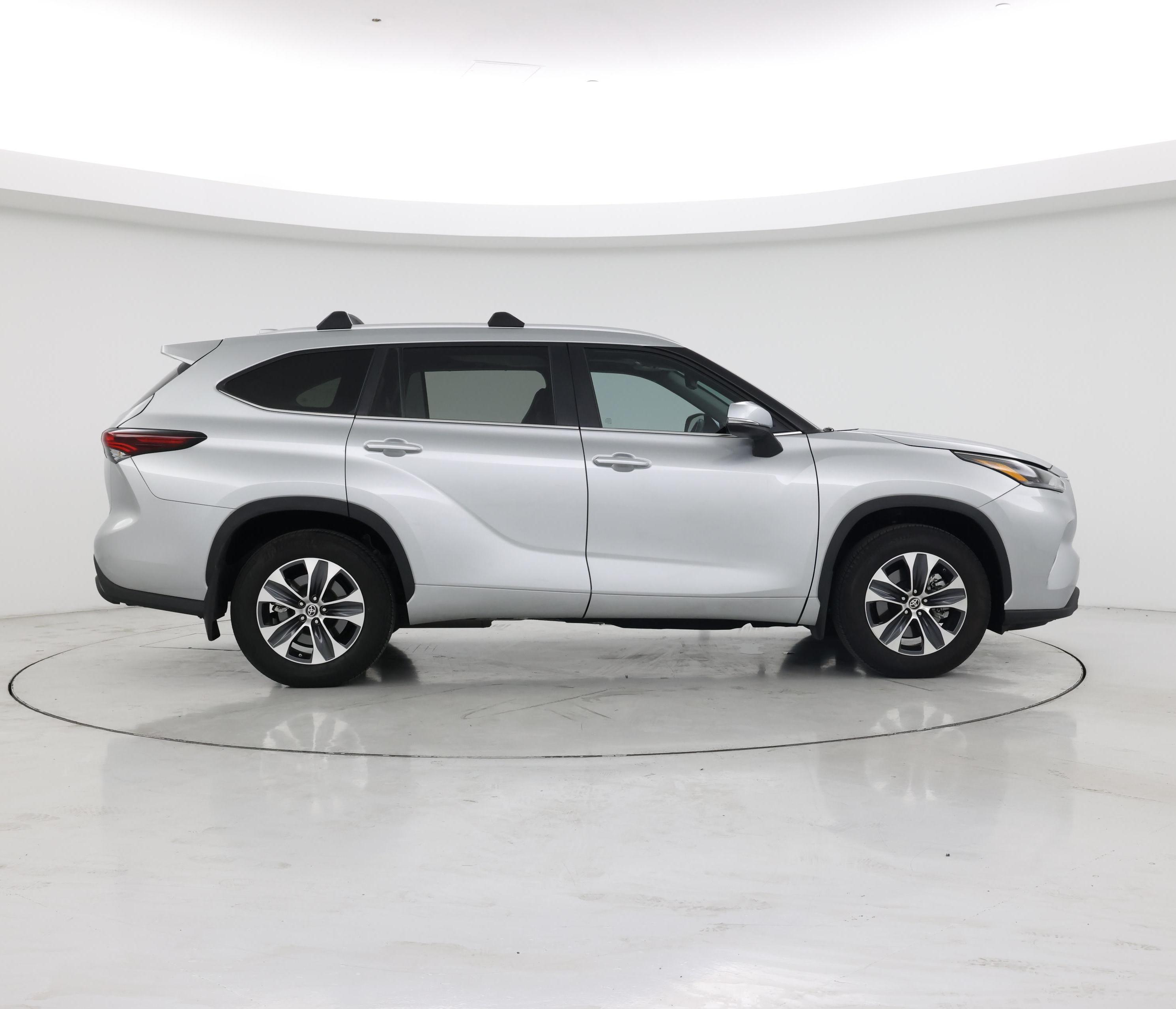 Thumbnail: 2024 Toyota Highlander - 7