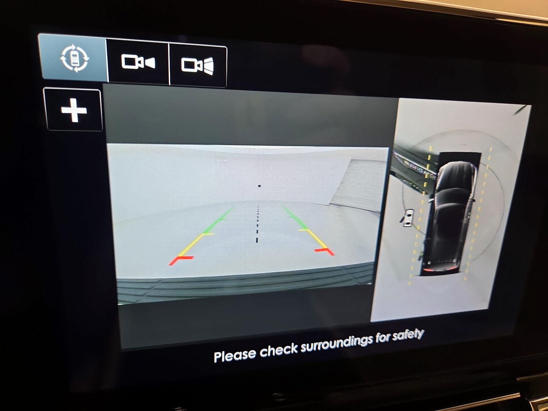 Thumbnail: 2019 Lincoln Navigator - 15