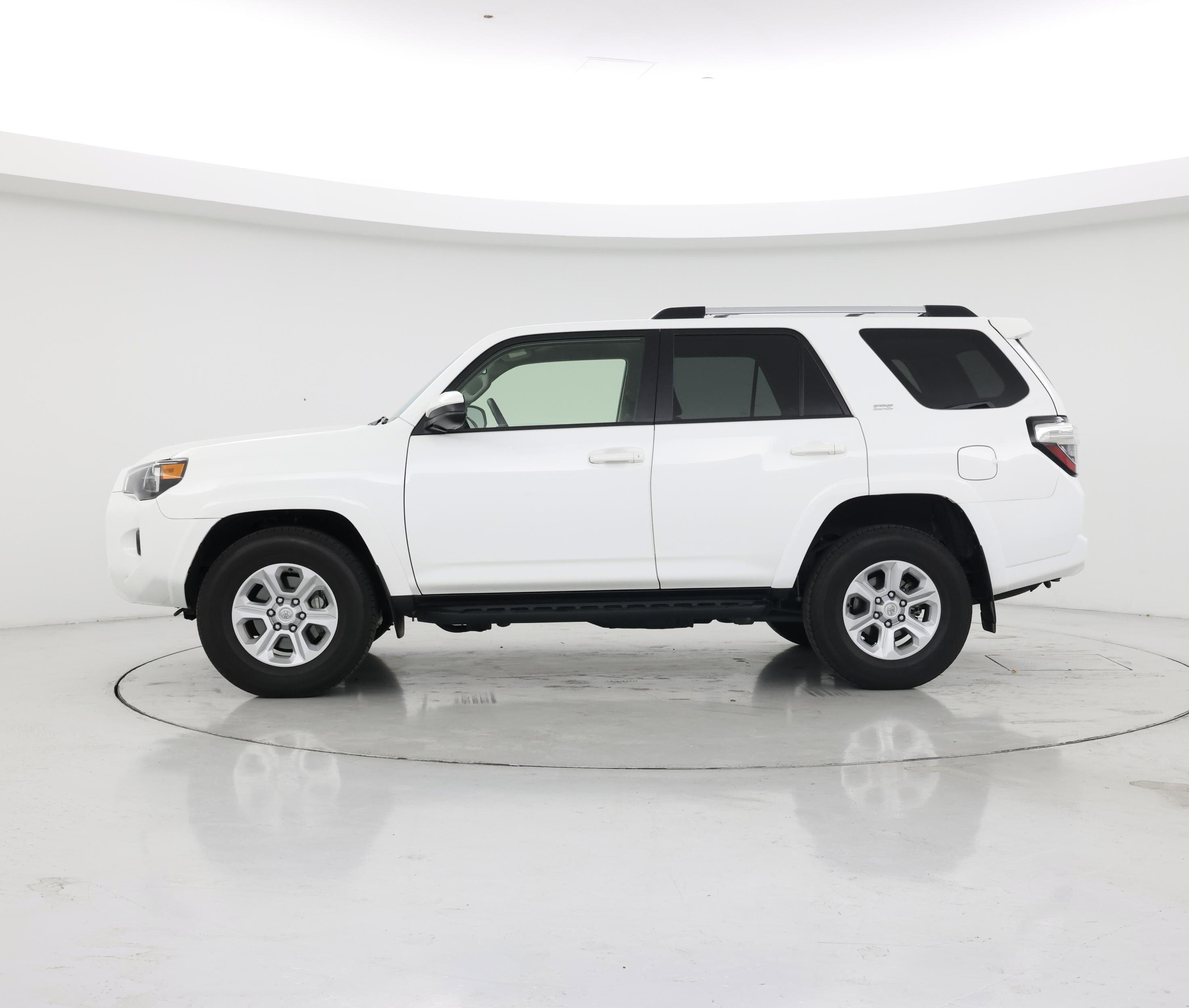 Thumbnail: 2023 Toyota 4Runner - 3