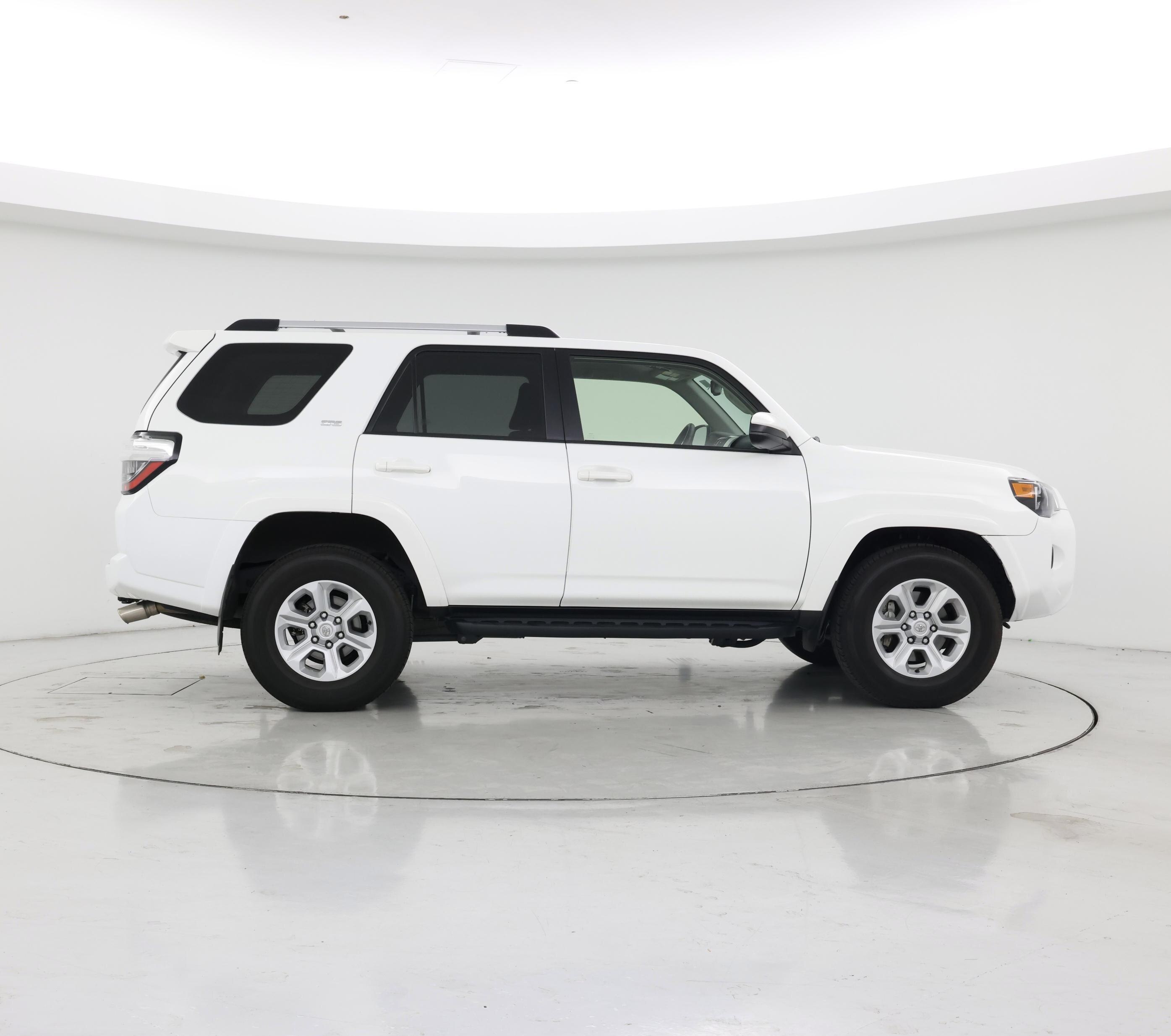 Thumbnail: 2023 Toyota 4Runner - 7