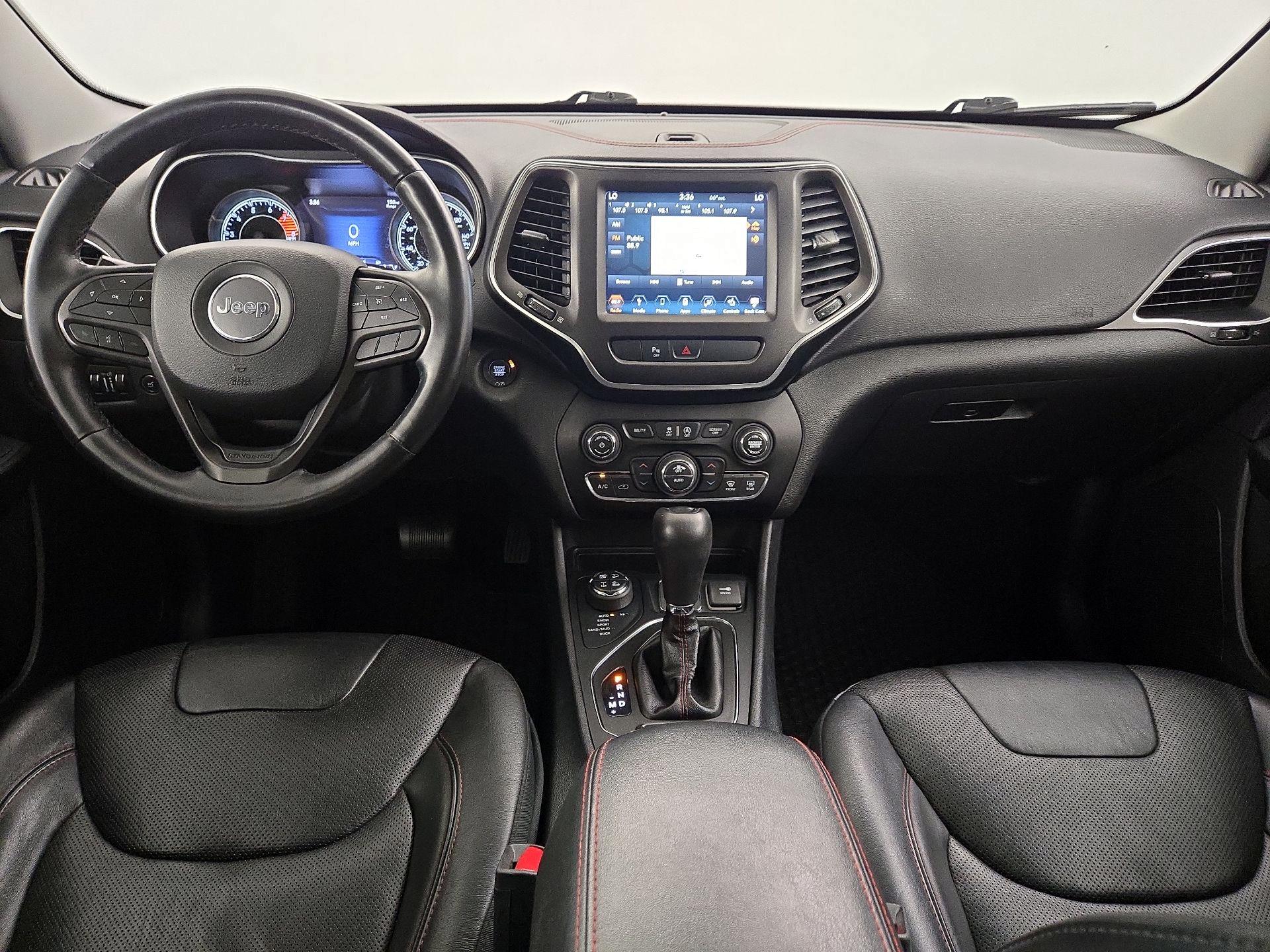 Thumbnail: 2019 Jeep Cherokee - 9