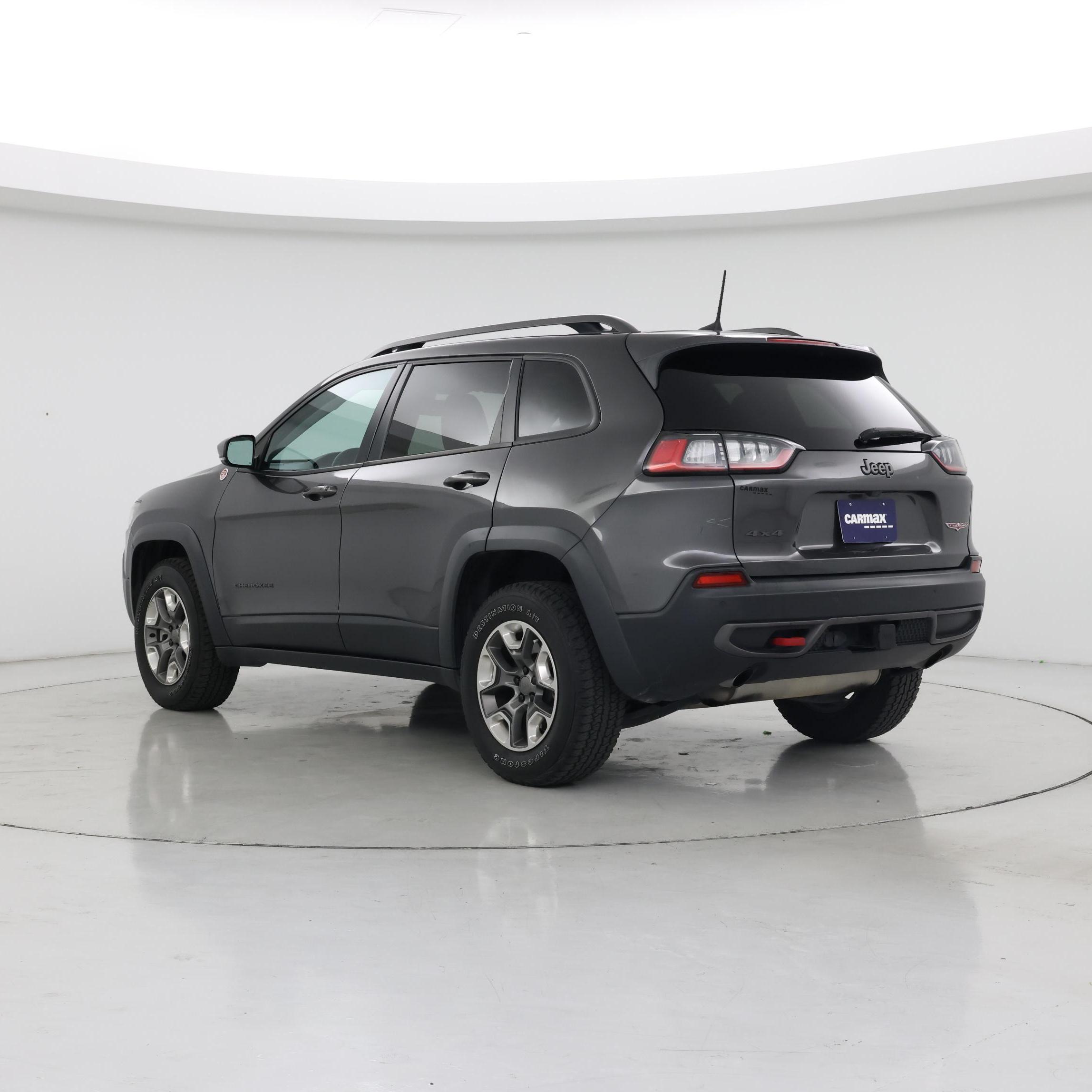 Thumbnail: 2019 Jeep Cherokee - 2
