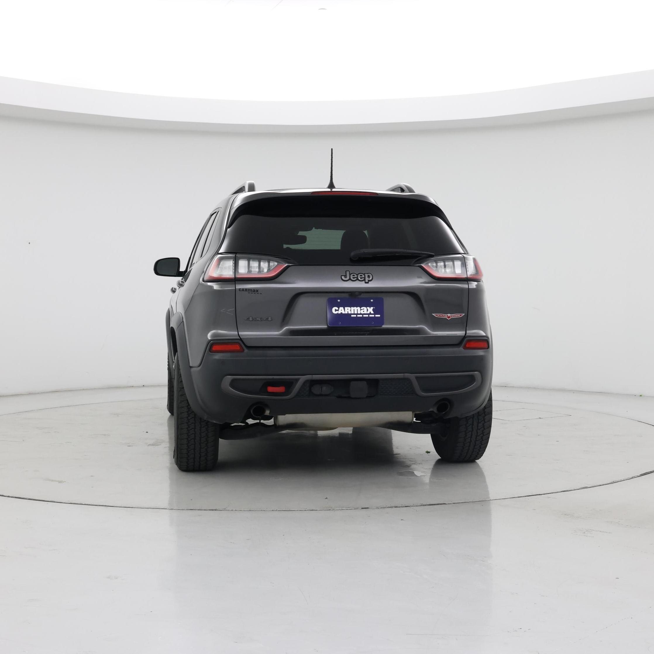 Thumbnail: 2019 Jeep Cherokee - 6