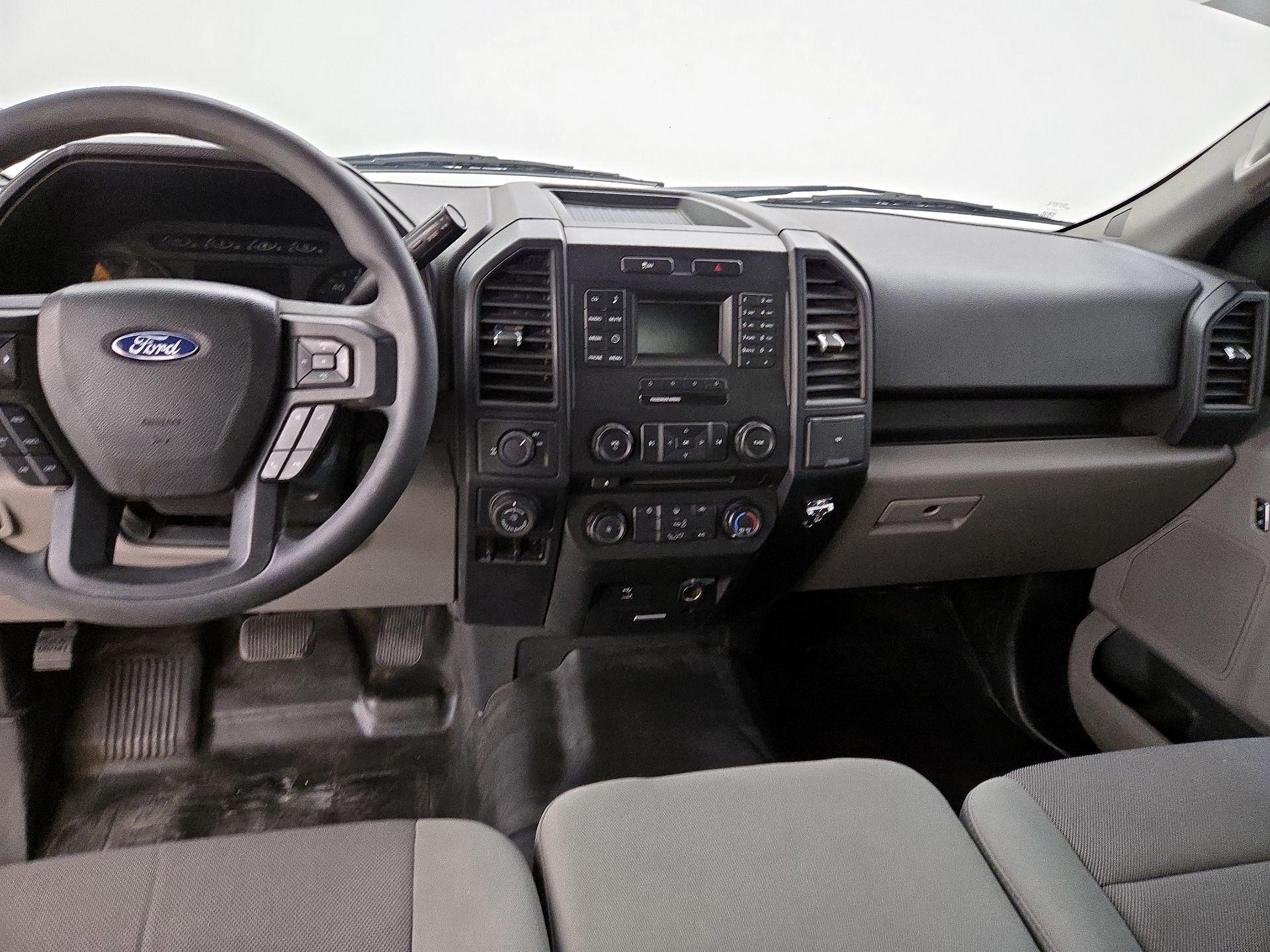 Thumbnail: 2017 Ford F-150 - 9