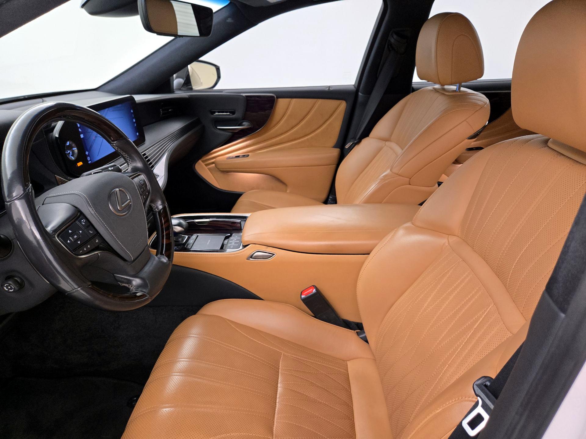 Thumbnail: 2021 Lexus LS - 9