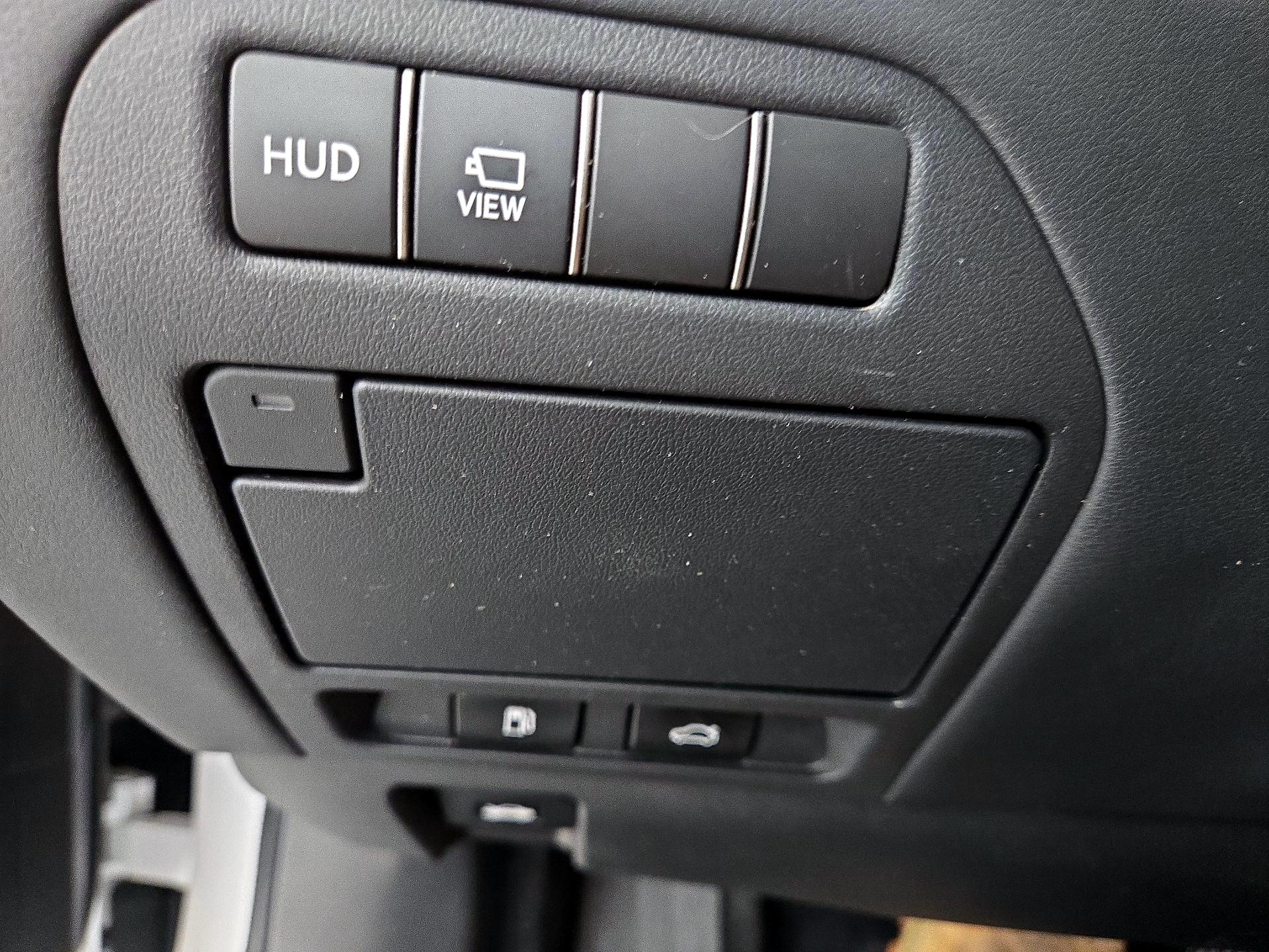 Thumbnail: 2021 Lexus LS - 11