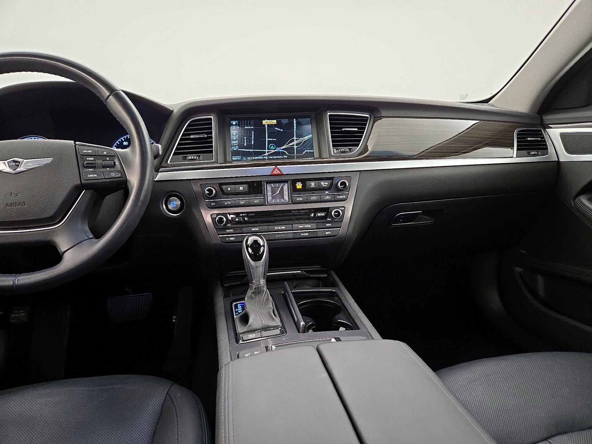 Thumbnail: 2015 Hyundai Genesis - 9