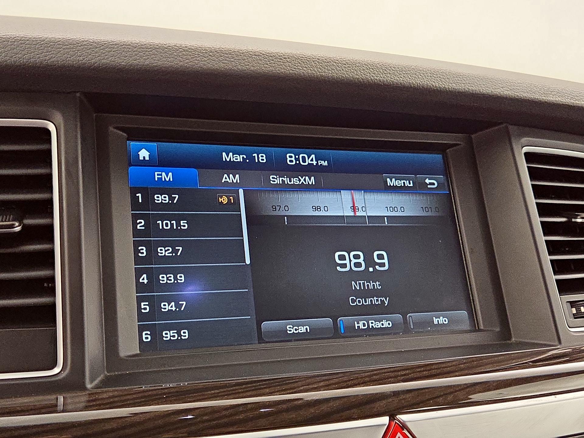 Thumbnail: 2015 Hyundai Genesis - 16