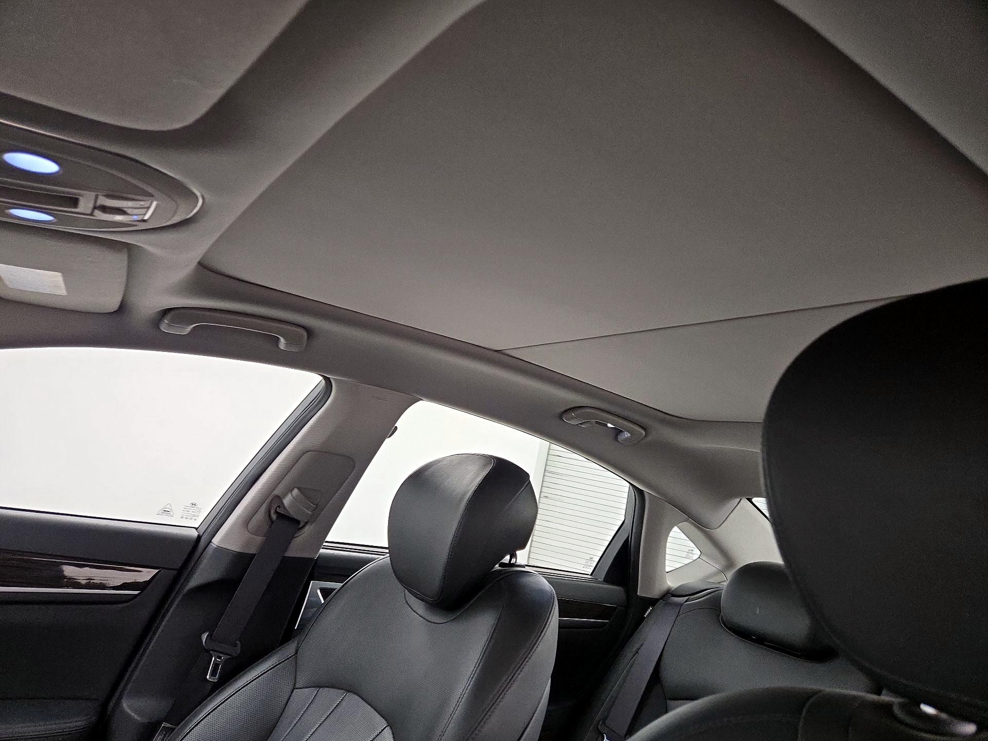 Thumbnail: 2015 Hyundai Genesis - 20