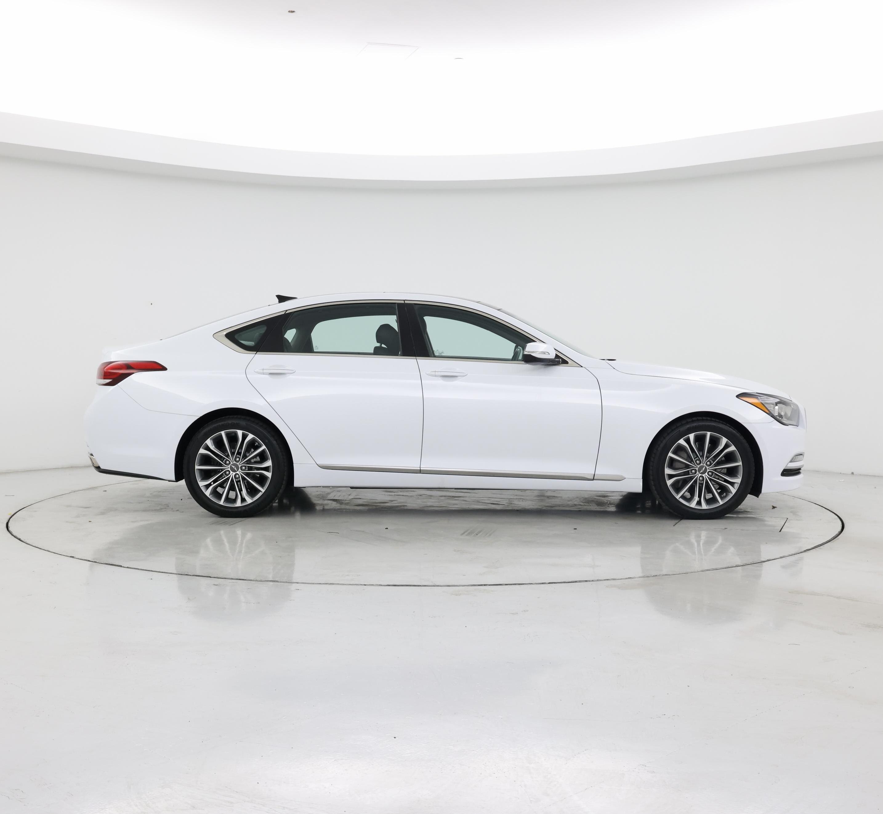 Thumbnail: 2015 Hyundai Genesis - 7