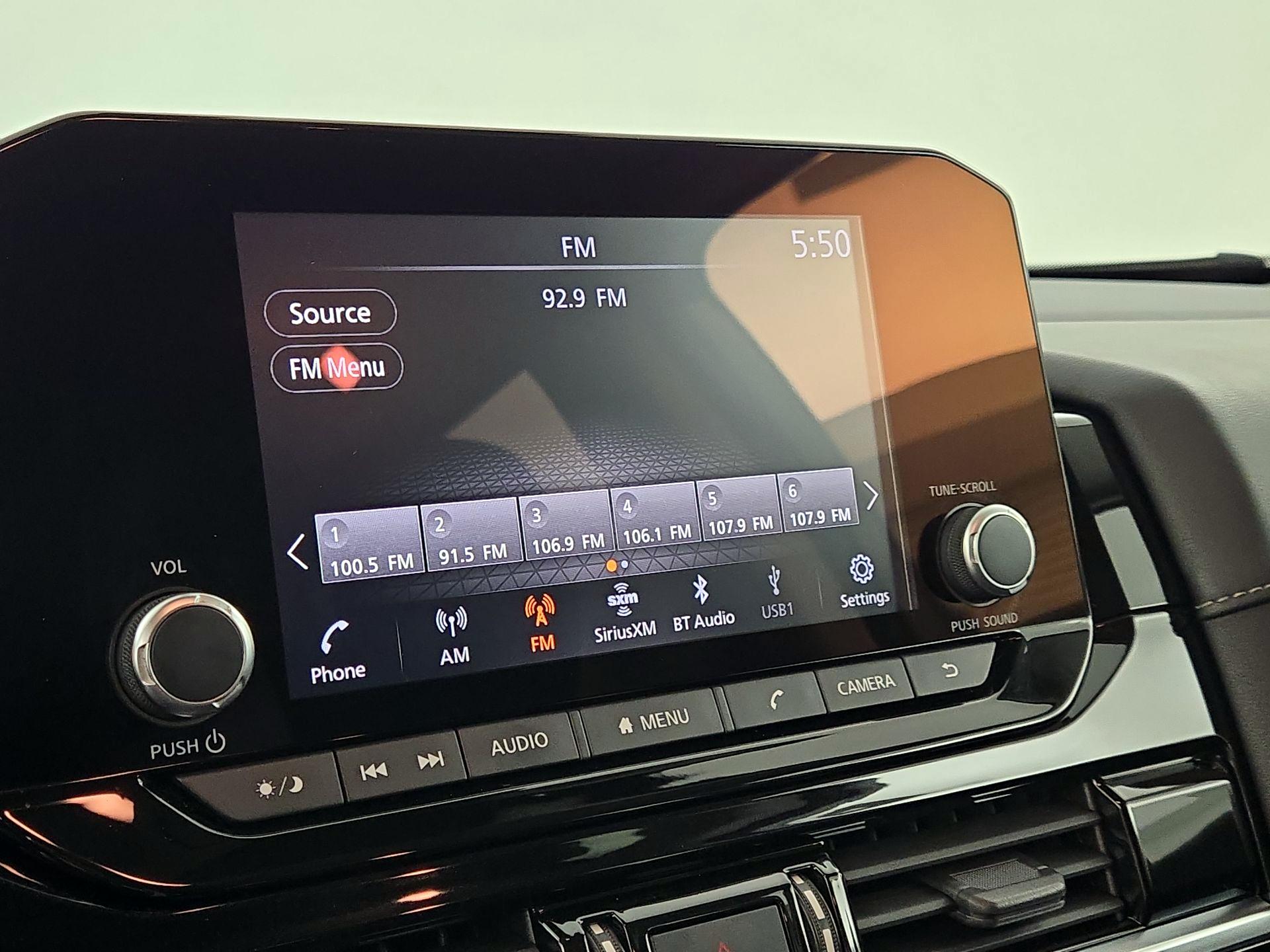 Thumbnail: 2022 Nissan Pathfinder - 15